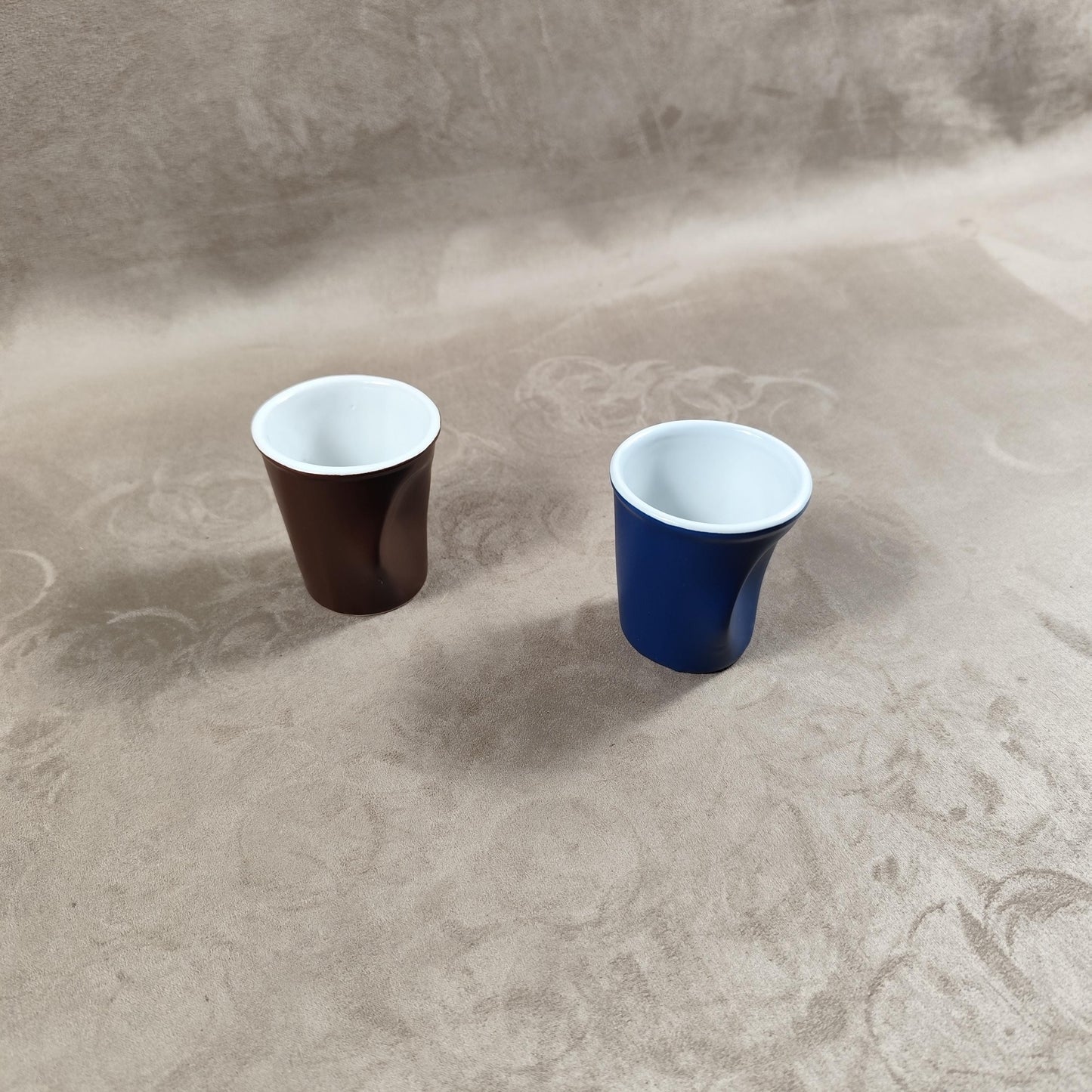 Lot de 2 gobelet Froissé REVOL en céramique, Made in France, Vintage 2000