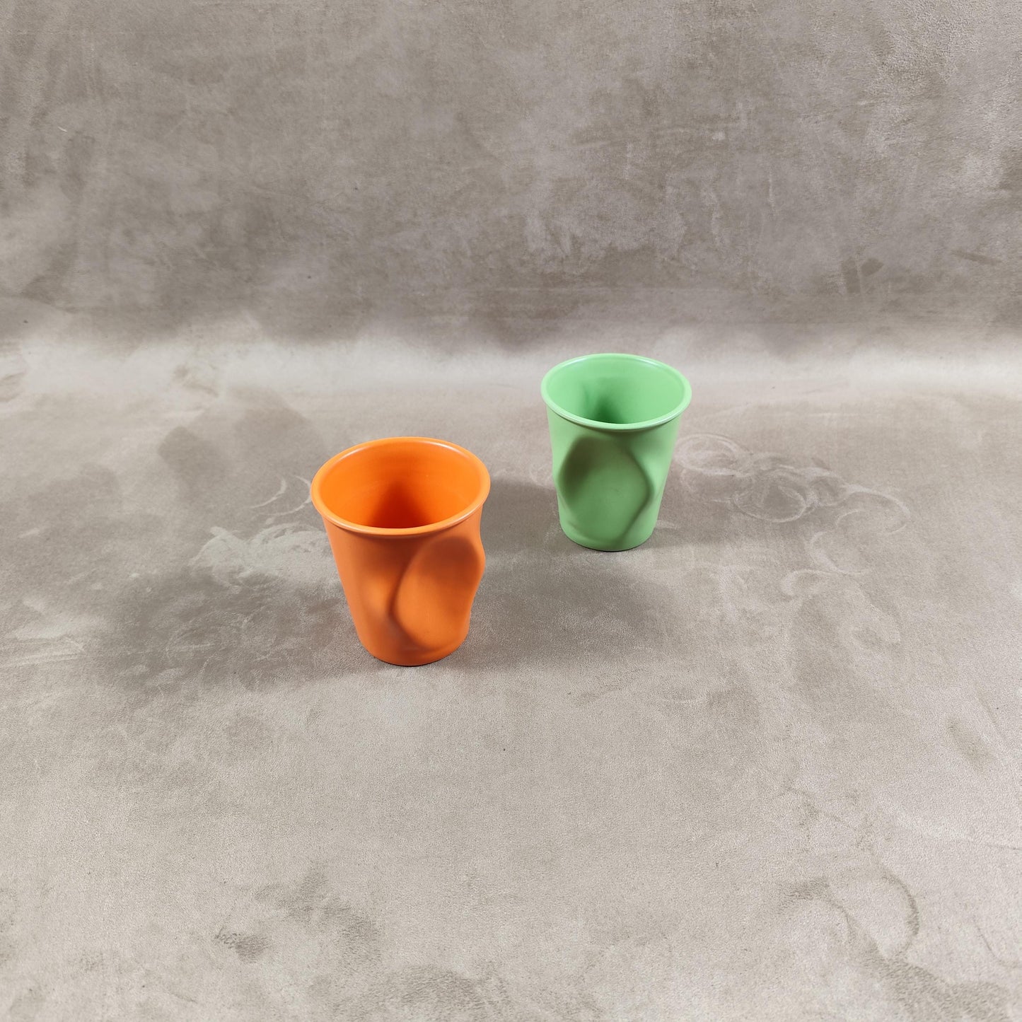 Lot de 2 grand gobelet Froissé REVOL en céramique, Made in France, Vintage 2000