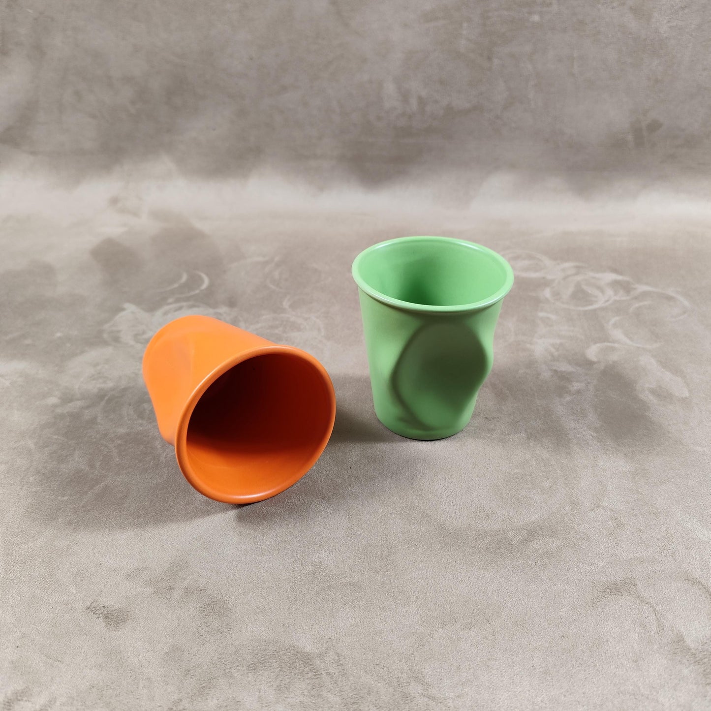 Lot de 2 grand gobelet Froissé REVOL en céramique, Made in France, Vintage 2000