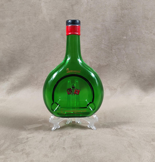 Cendrier publicitaire vintage Armagnac Marquis de Cassade en forme de bouteille en verre