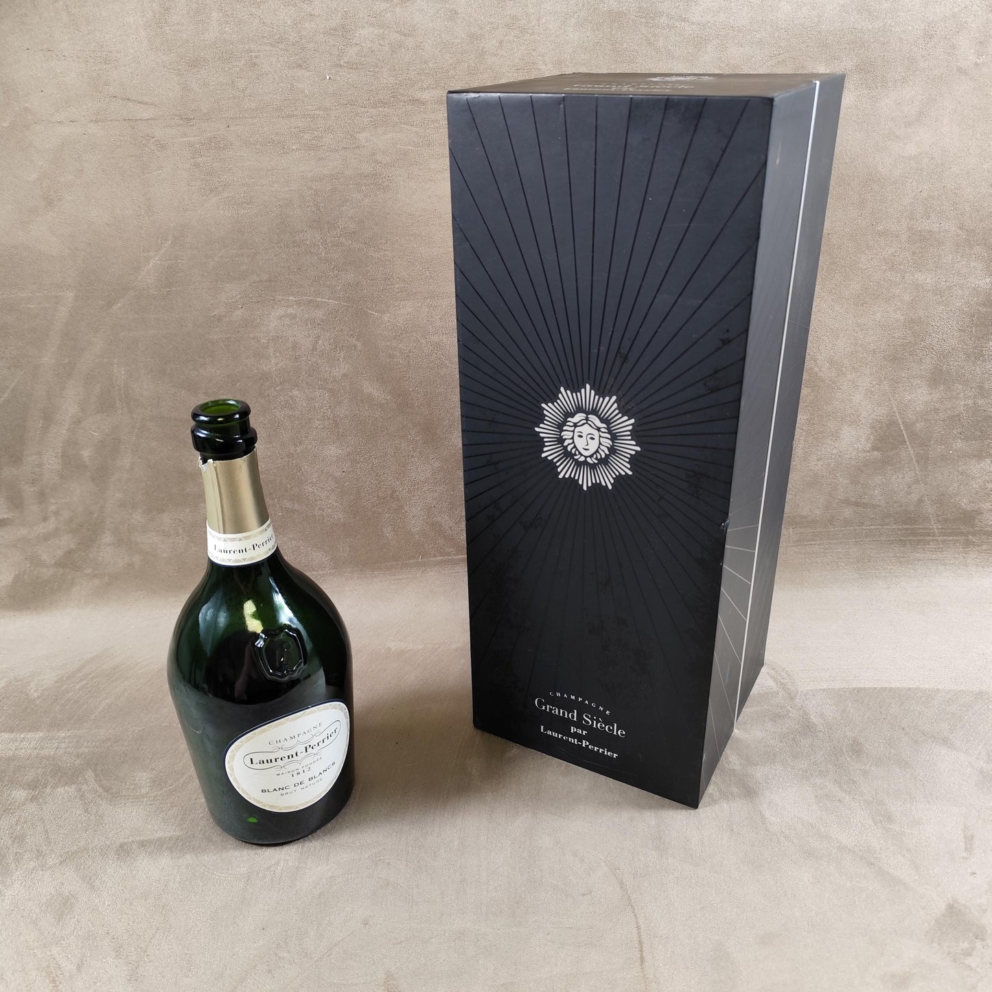 Caisse pour Bouteilles de Champagne Laurent Perrier Grand Siècle Made in France Vintage 1990