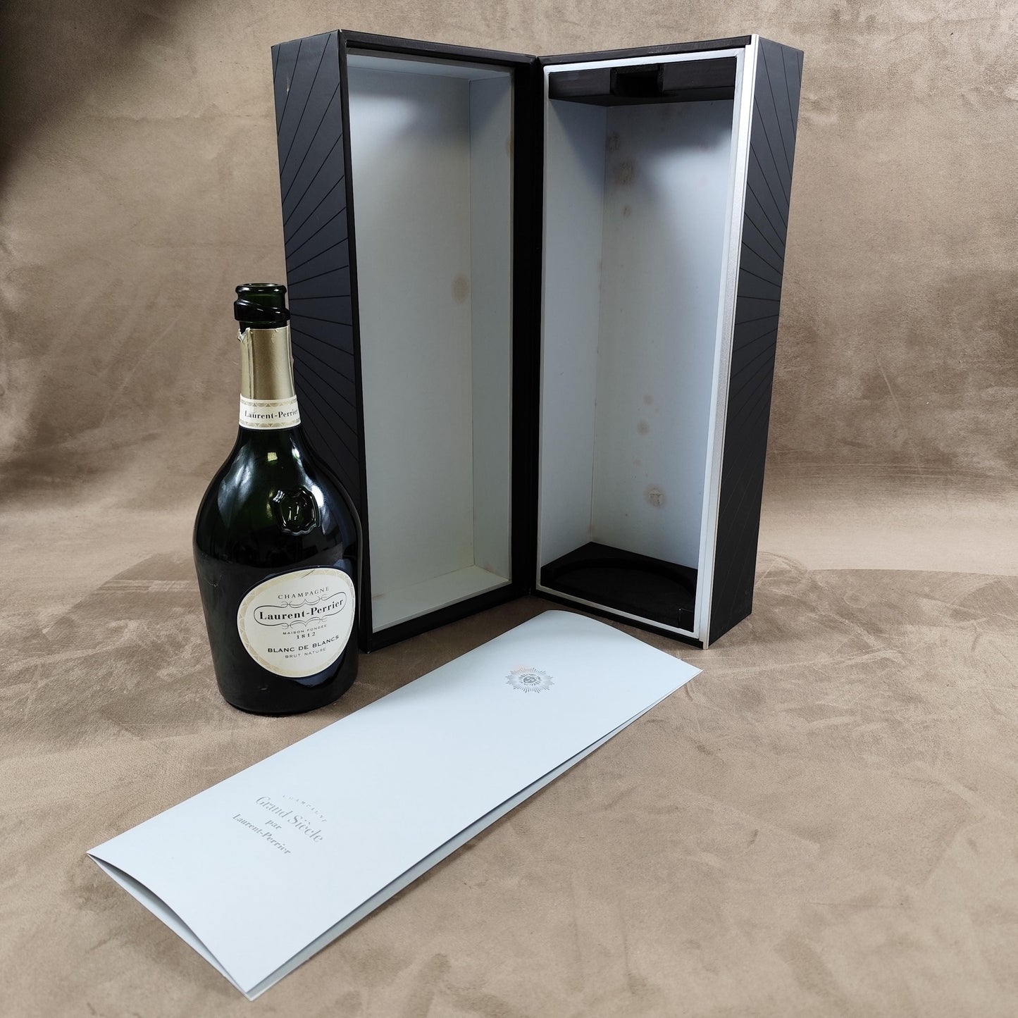 Caisse pour Bouteilles de Champagne Laurent Perrier Grand Siècle Made in France Vintage 1990