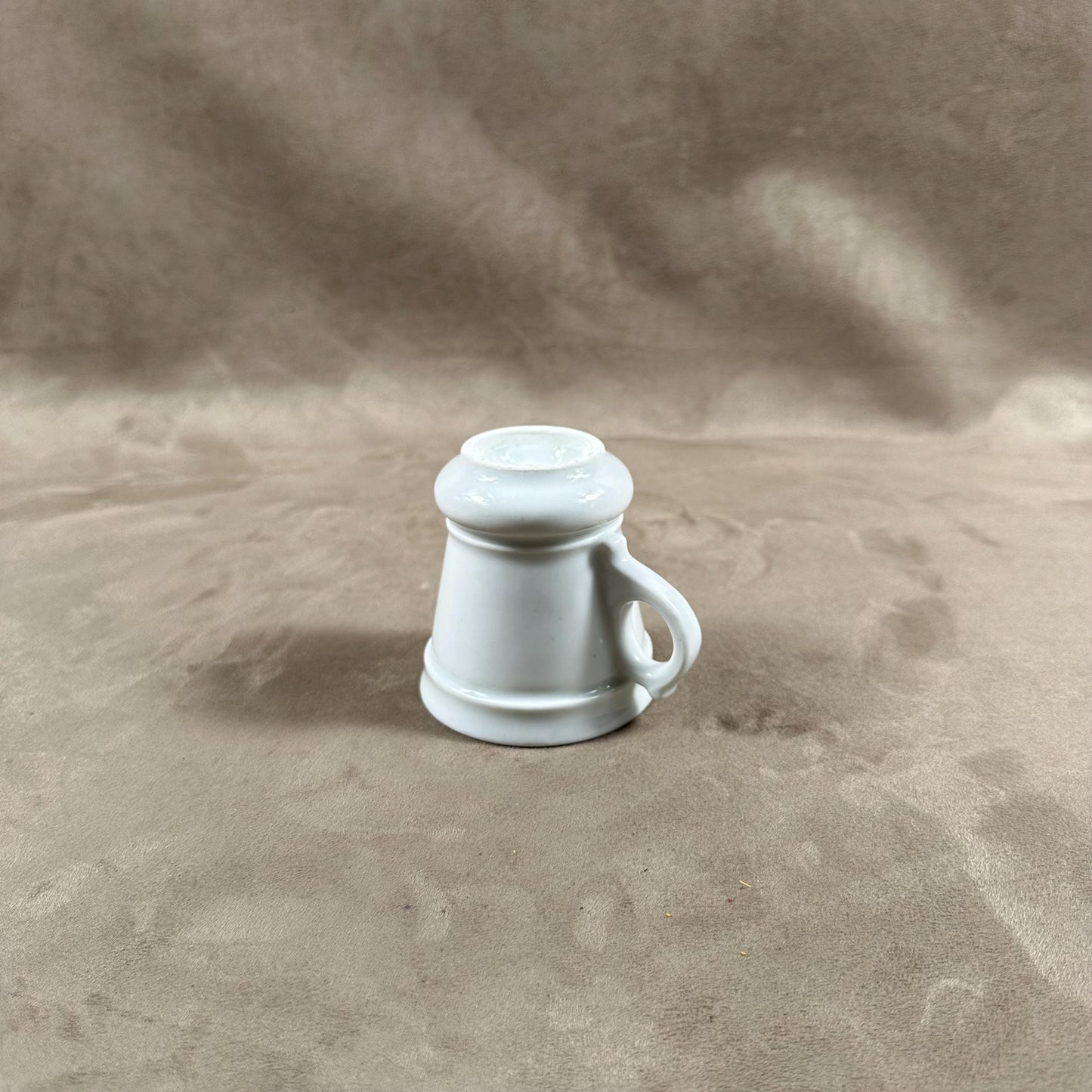 Tasse Brulot ancienne en faience blanche vintage Made in France Années 1920