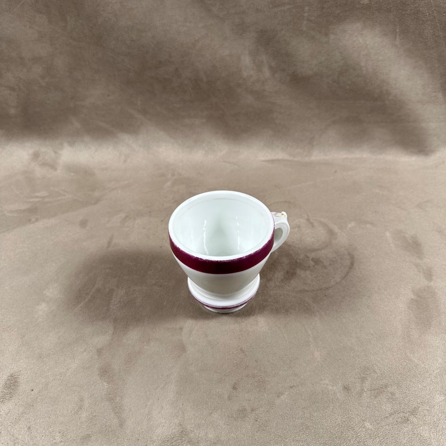 Tasse Brulot ancienne en faience blanche et rouge vintage Made in France Années 1920