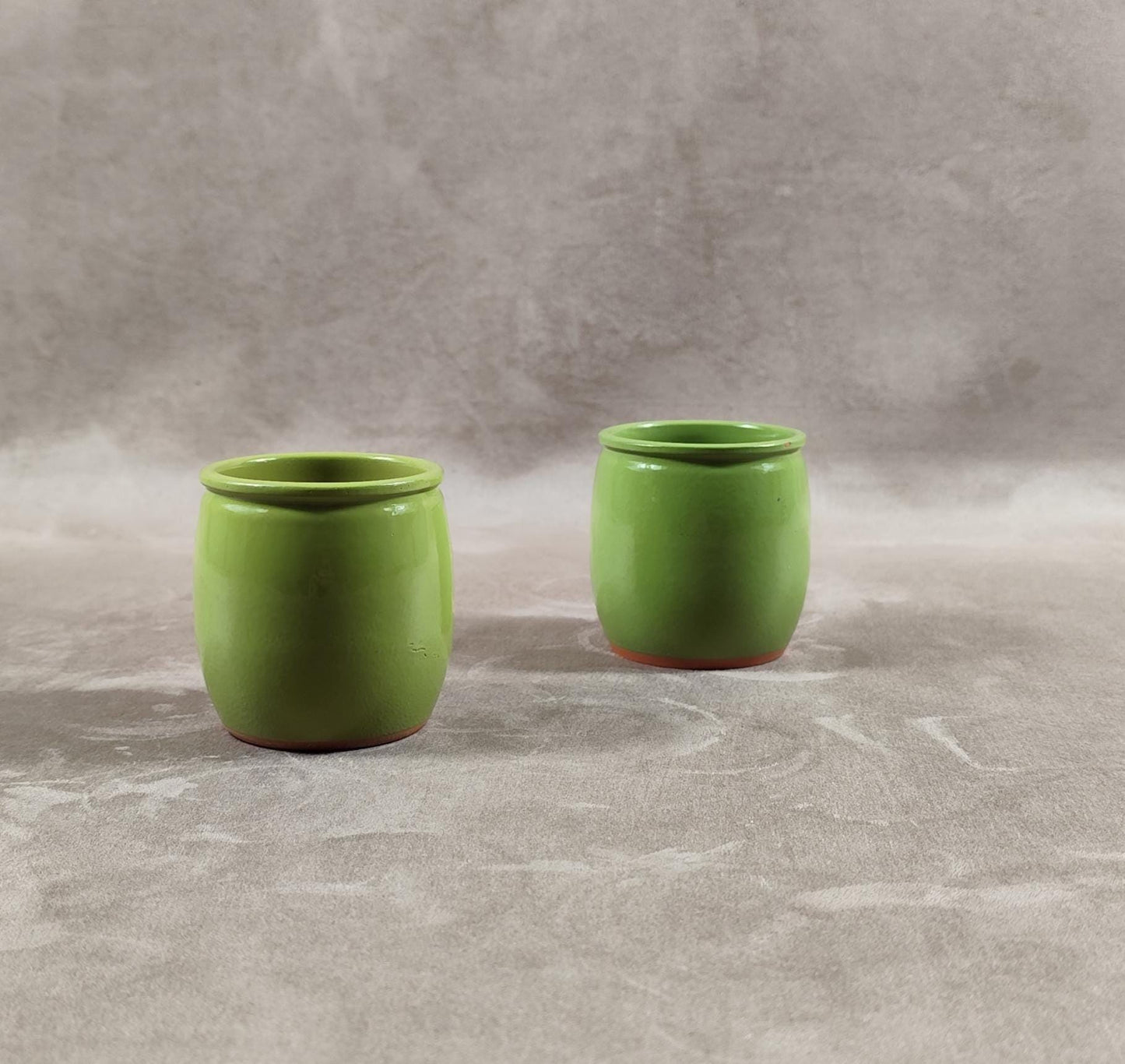 2 pot de yaourt La fermière en terre cuite émaillée vert made in France vintage 1990