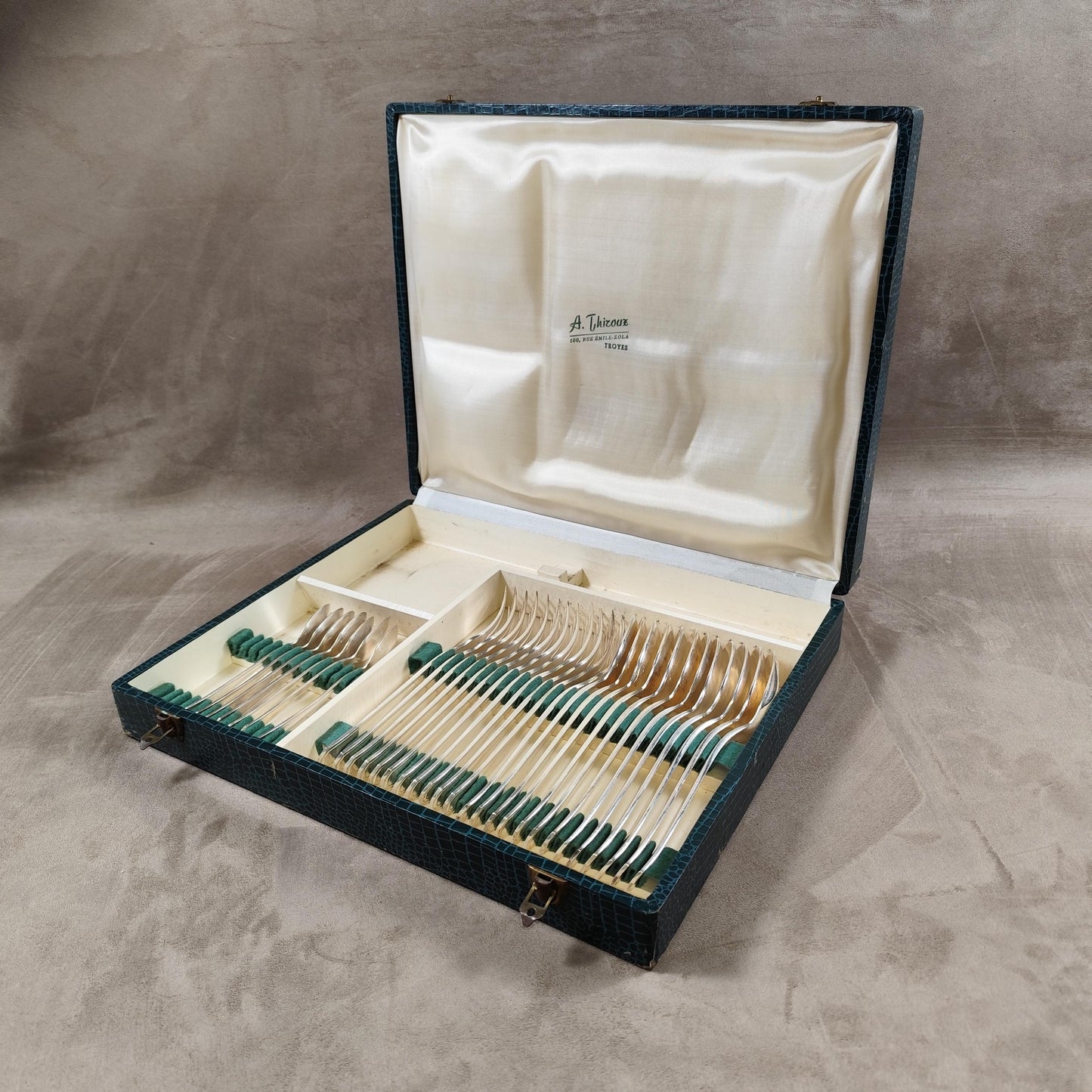 Ménagère Alfenide pour Christofle en métal argenté 31 pièces Made in France Vintage 1900