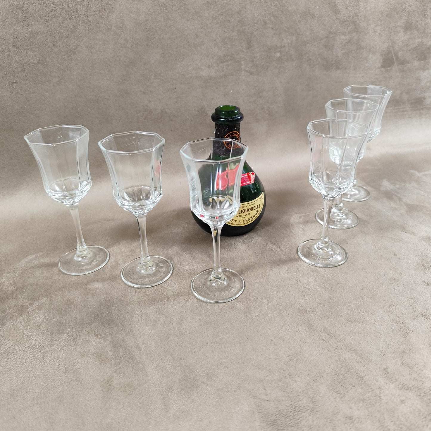 Service de 6 verres à liqueur Petite Liquorelle Möet & Chandon Made in France Vintage 1980