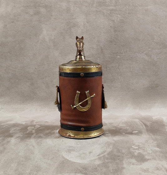 VERY RARE Distributeur de cigarettes boîte à musique façon cuir décor cheval Made in France Vintage 1970