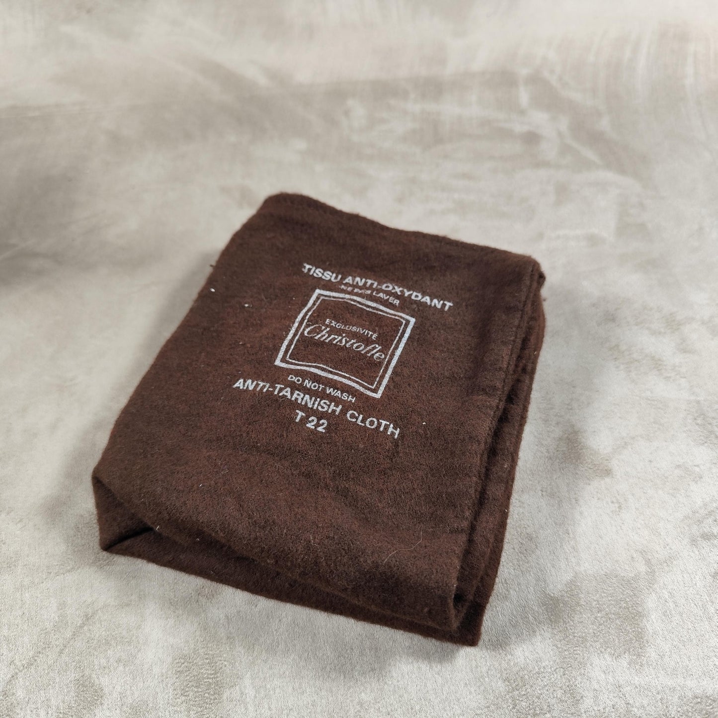 VERY RARE Théière Christofle en métal argenté Art-Déco avec housse tissu anti oxydant Made in France 1980