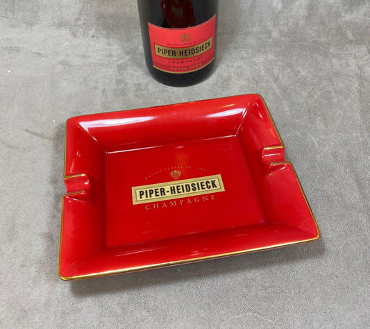 Cendrier XXL rouge champagne Piper-Heidsieck article publicitaire vintage en faïence  Made in France  Champagne Reims France vintage