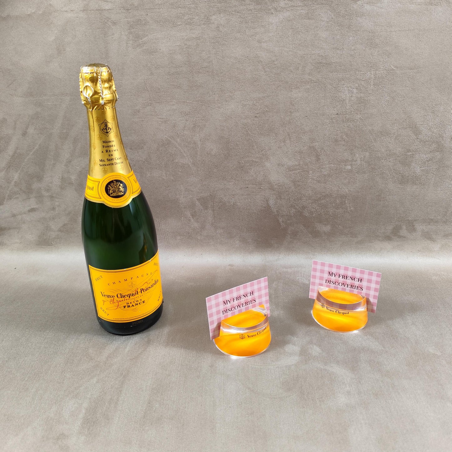 Lot de 2 porte menu/cartes Champagne Veuve Clicquot ligne Trendy Made in France Vintage 1990