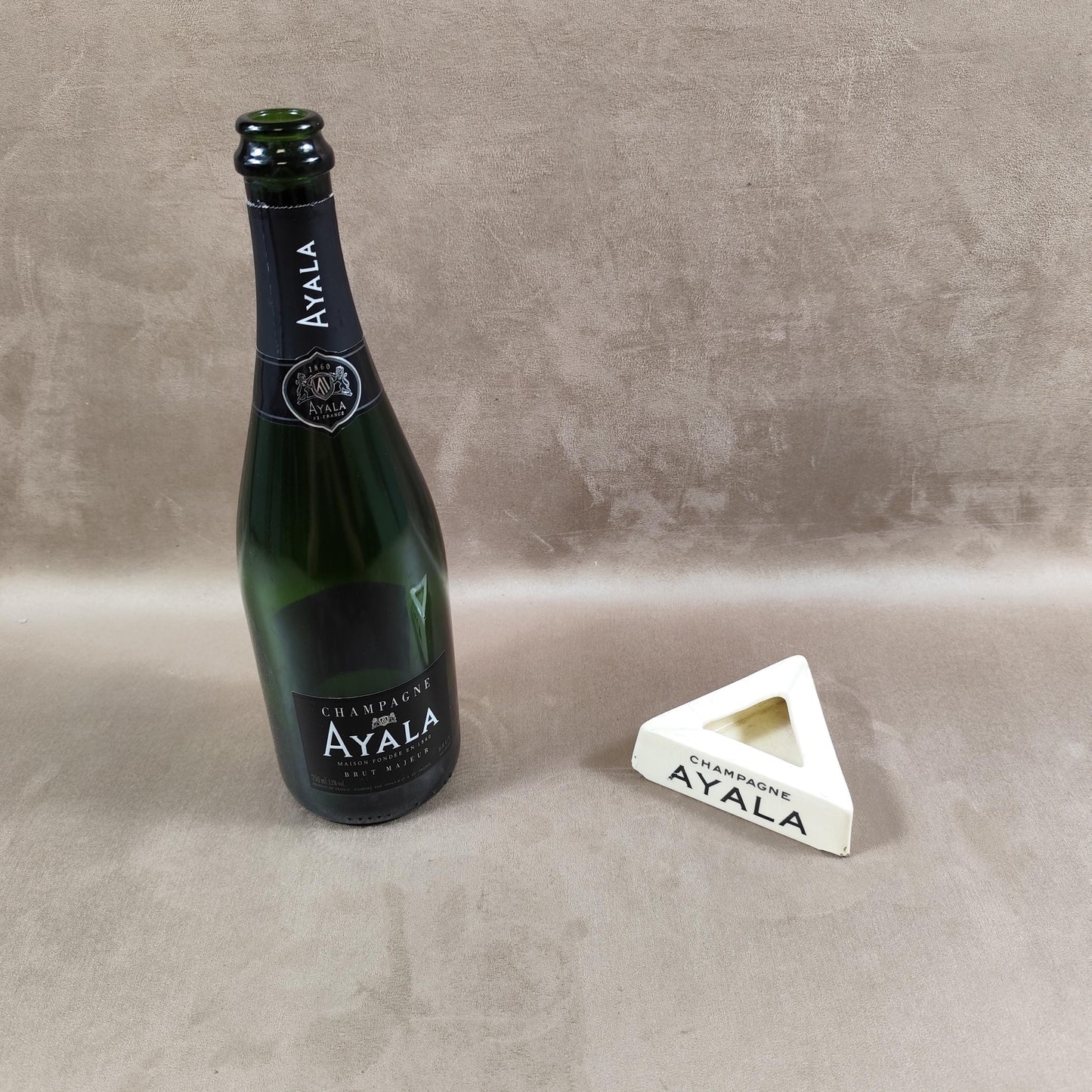 Cendrier Publicitaire en Faïence Champagne Ayala par Keller et Guerin Made in France Vintage 1970