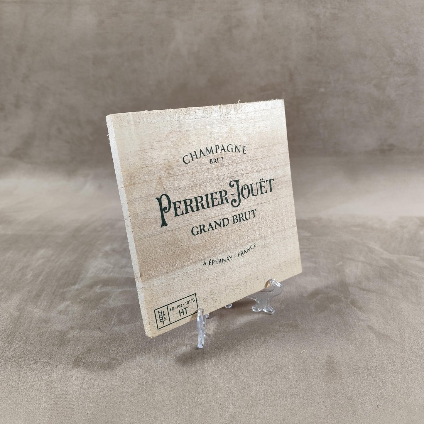 Planche en bois décorative pour bouteilles de champagne Perrier-Jouët grand brut Made in France Années 1980