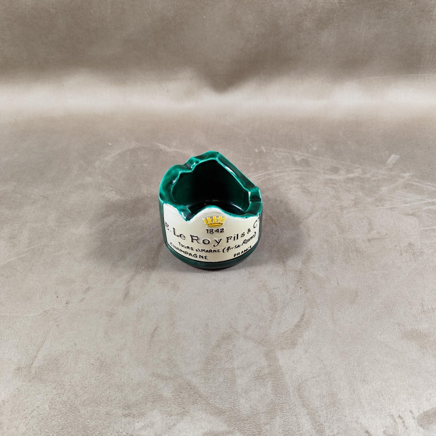 Cendrier publicitaire Champagne Leroy Fils & Cie en forme de cul de bouteille de champagne Made in France Vintage 1970