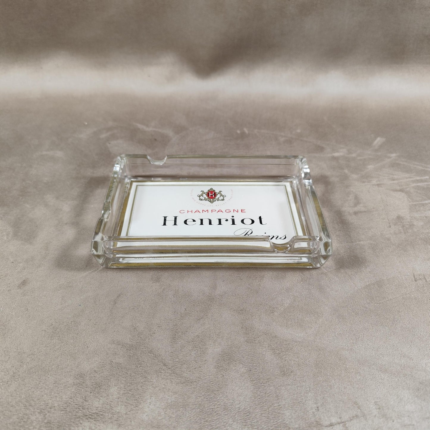 Cendrier publicitaire Champagne Henriot en verre Made in France Vintage 1970