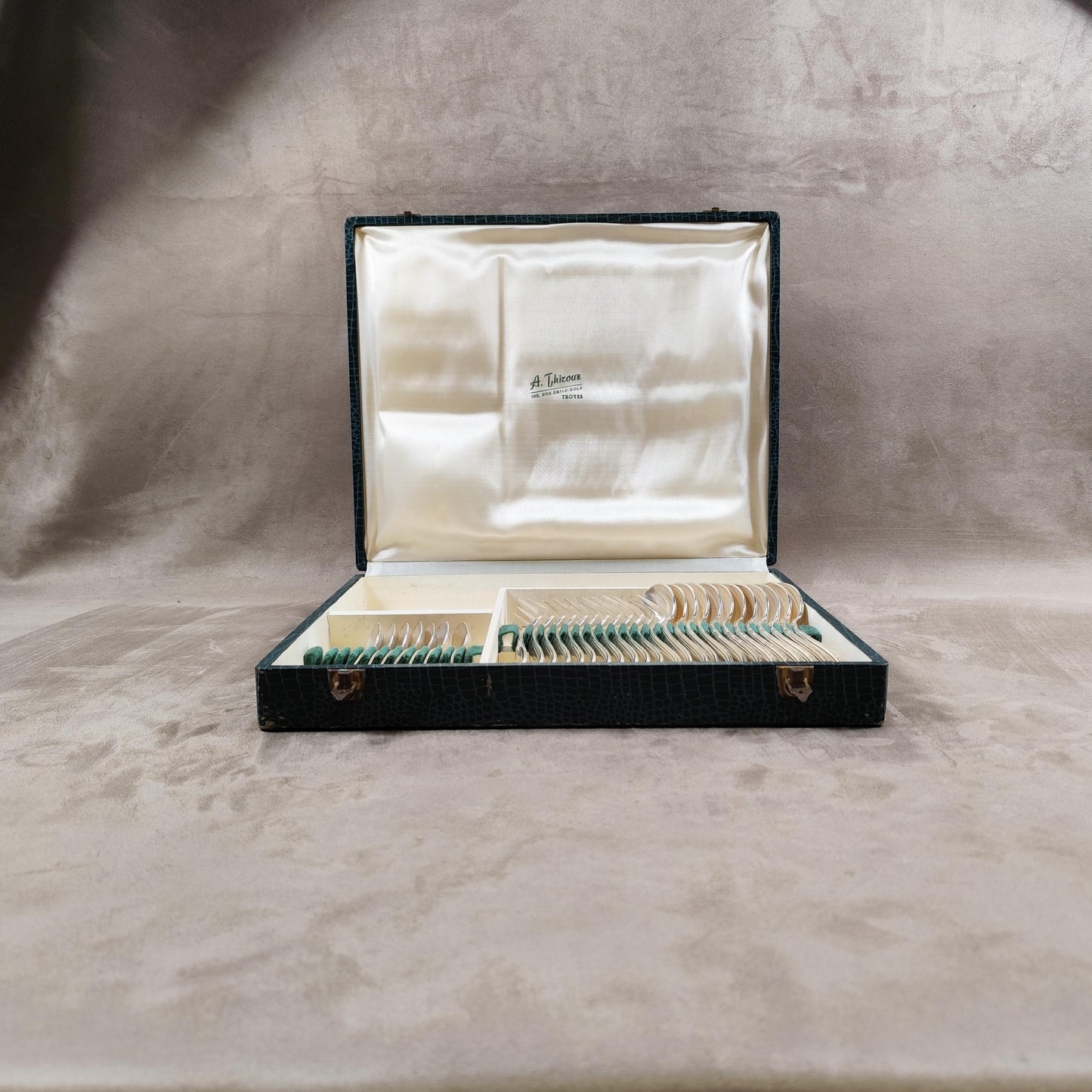 Ménagère Alfenide pour Christofle en métal argenté 31 pièces Made in France Vintage 1900