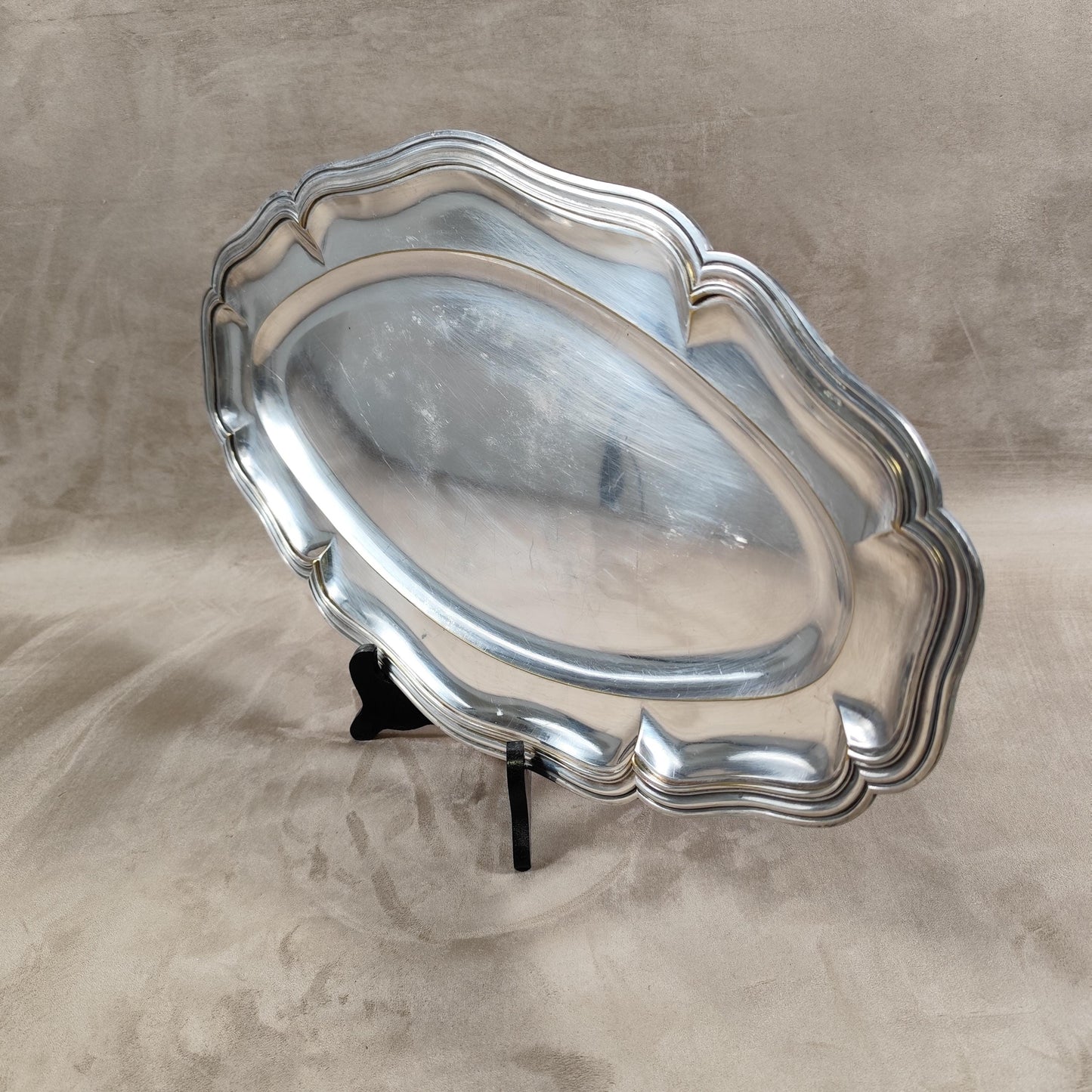 Plat de service en métal argenté avec poinçons d'orfèvre Made in France Vintage 1900
