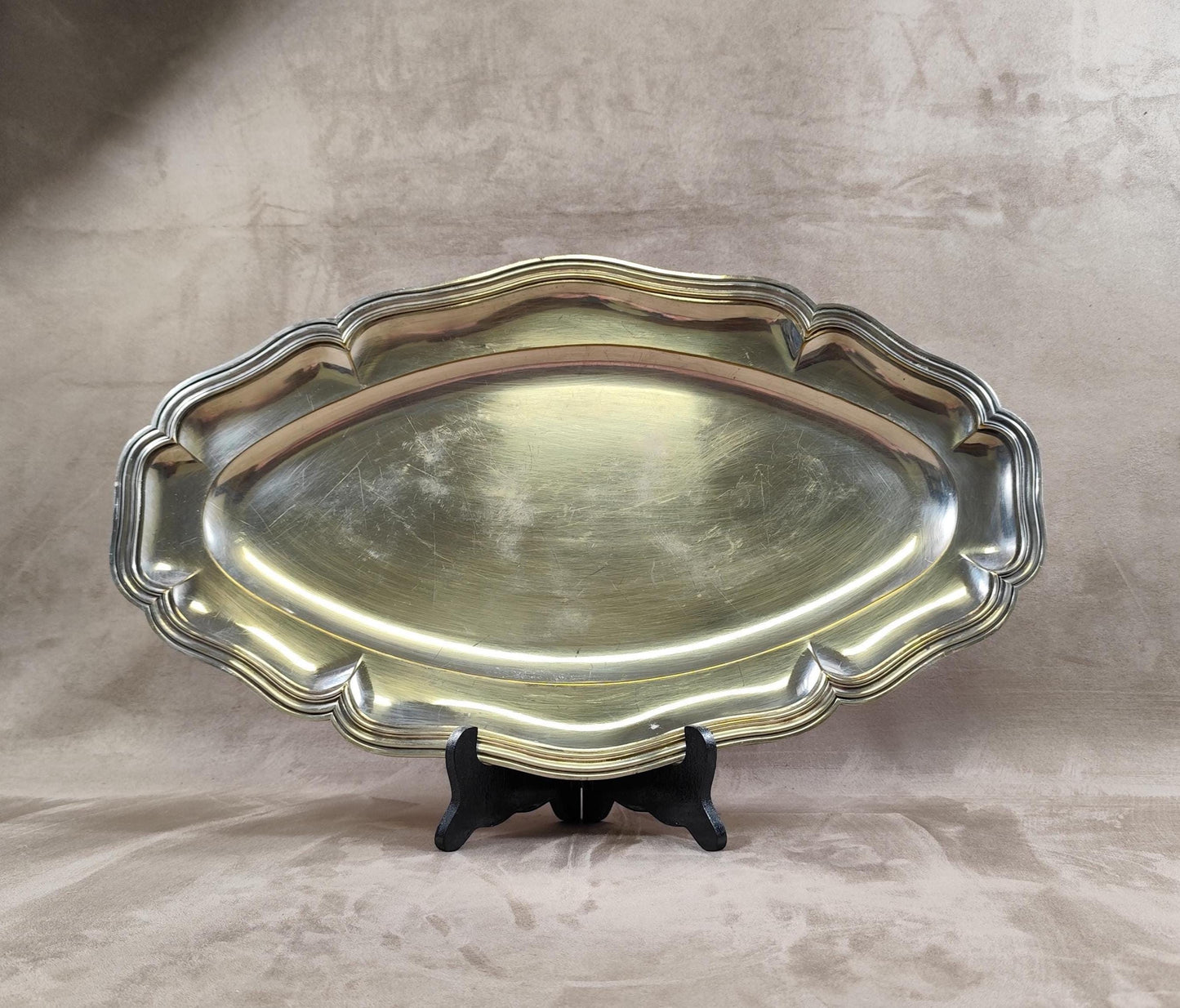Plat de service en métal argenté avec poinçons d'orfèvre Made in France Vintage 1900
