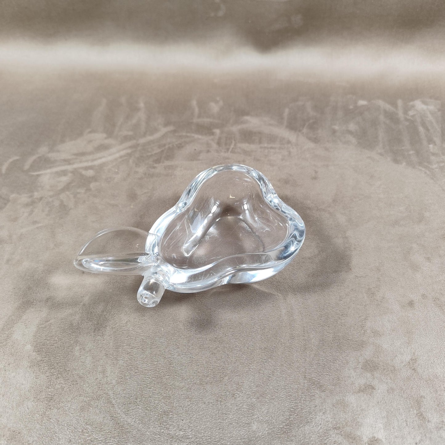 Cendrier en forme de poire en cristal par Art Vannes Made in France Vintage 1970