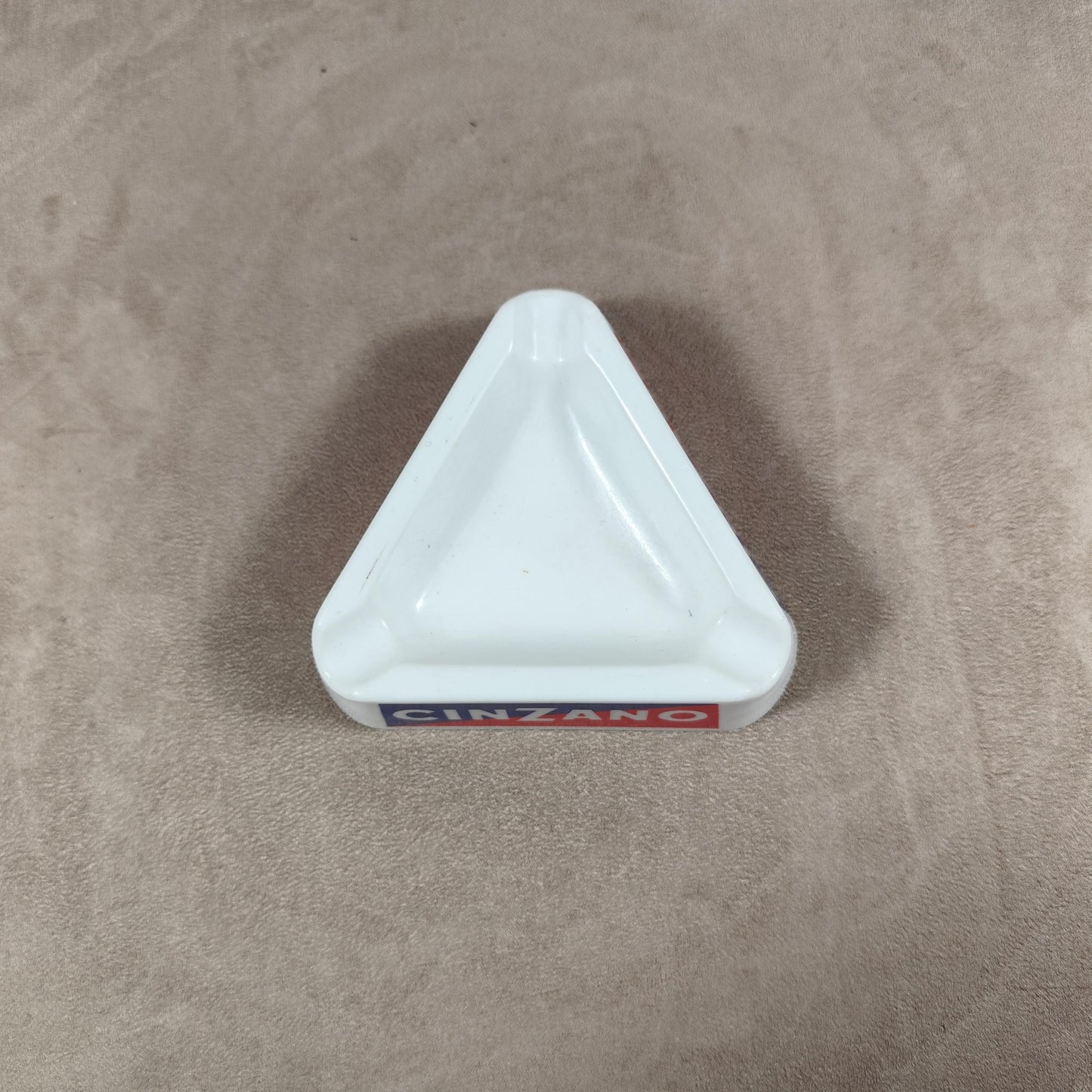 Cendrier publicitaire Cinzano en plastique blanc Made in France Vintage 1960