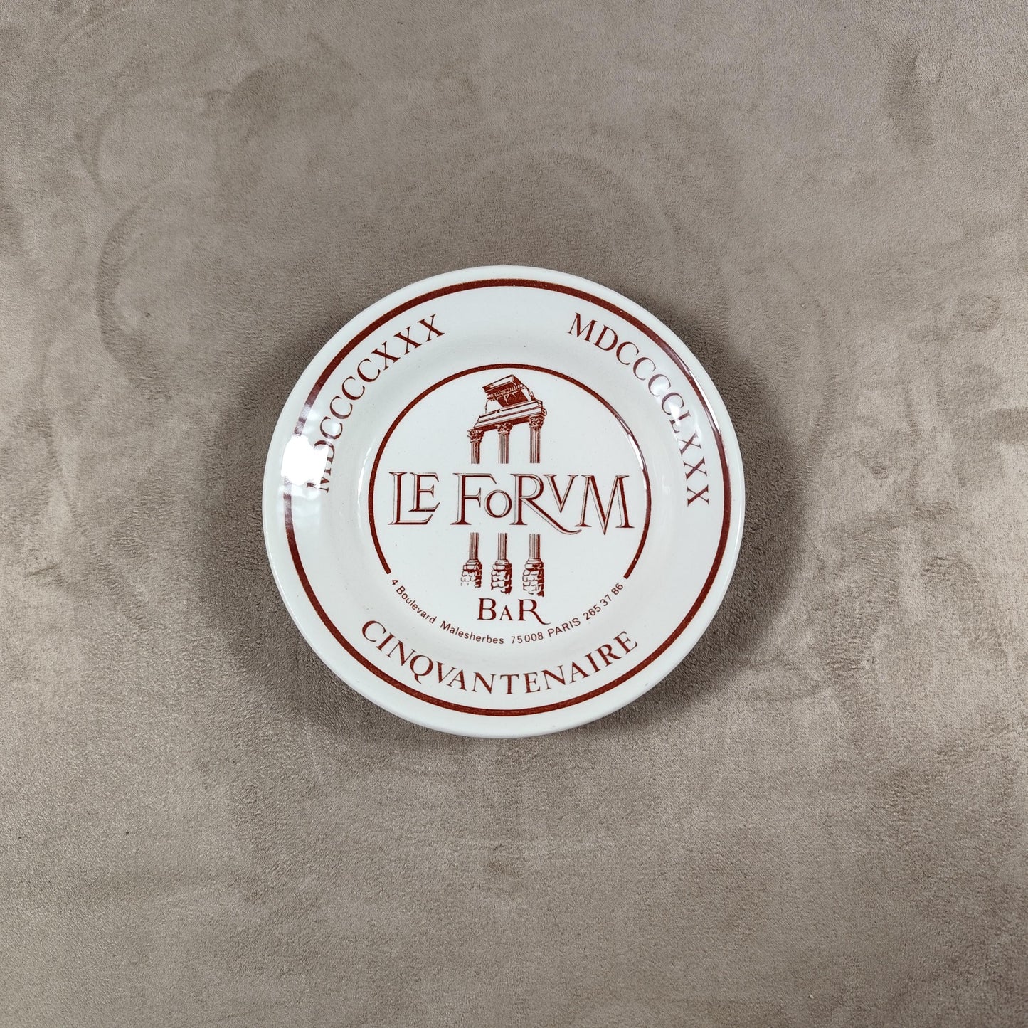 Cendrier Publicitaire Le Forum Forvm Cinquantenaire en faience Made in France Vintage 1980