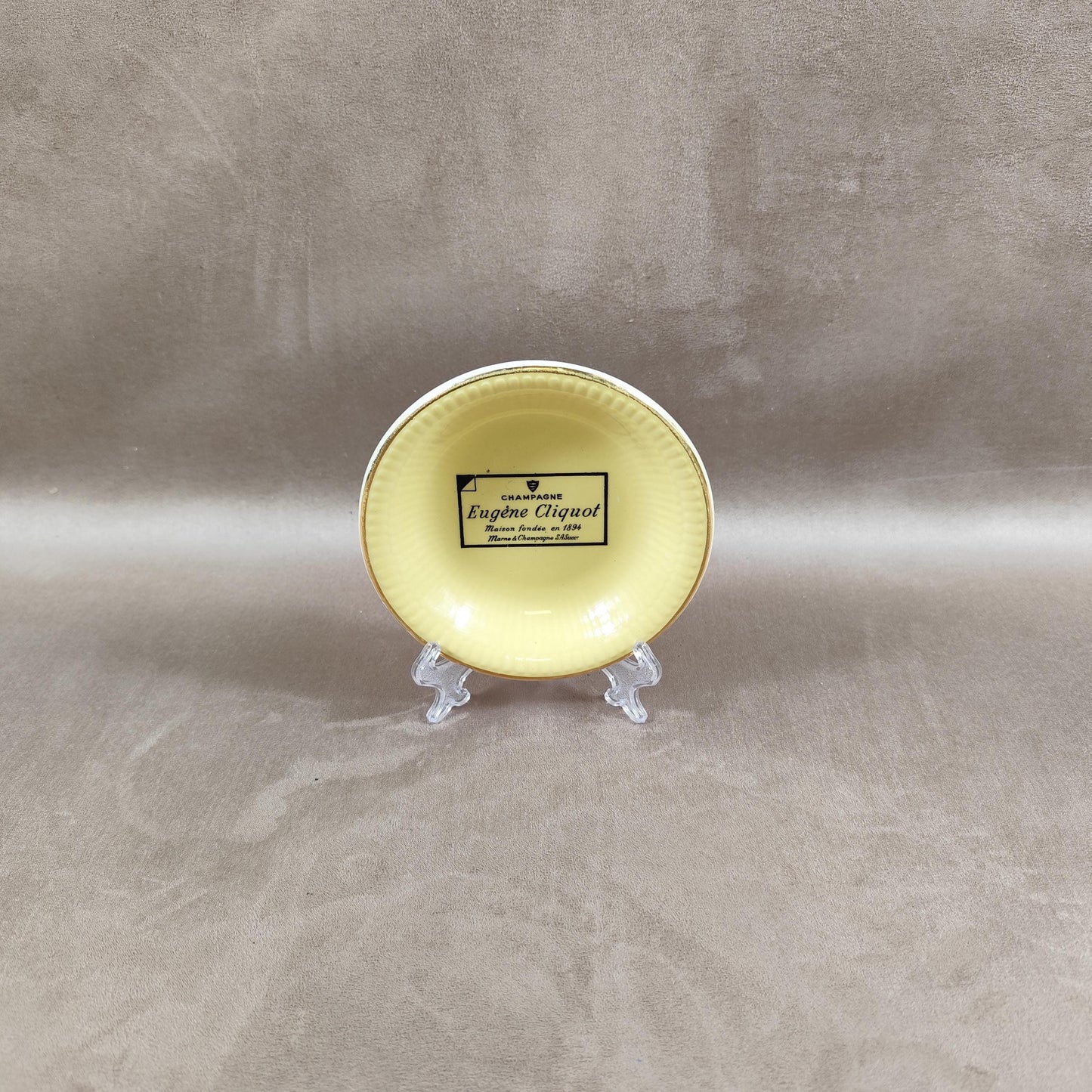 Cendrier Publicitaire Champagne Eugène Cliquot en faience par Orchies Made in France Vintage 1970