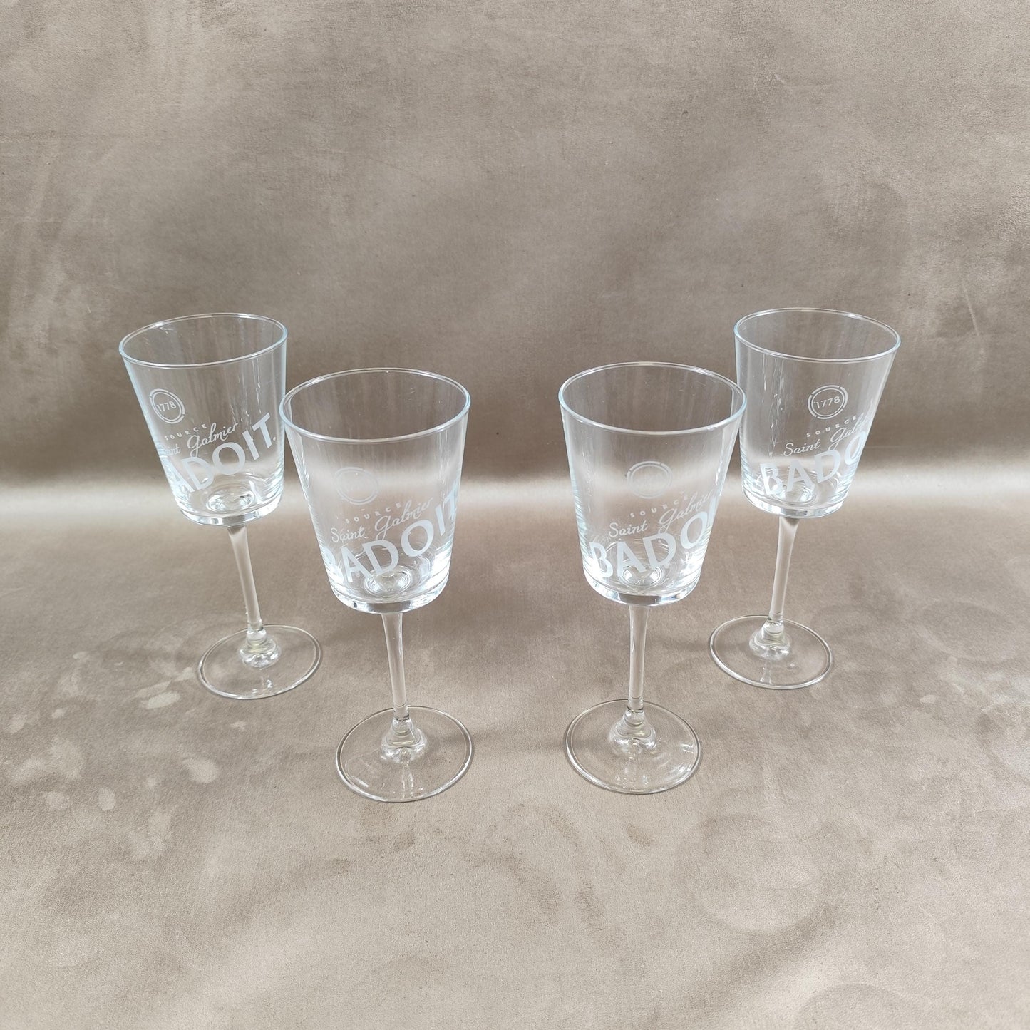 Lot de 4 verres Badoit eau gazeuse Made in France Vintage 1980