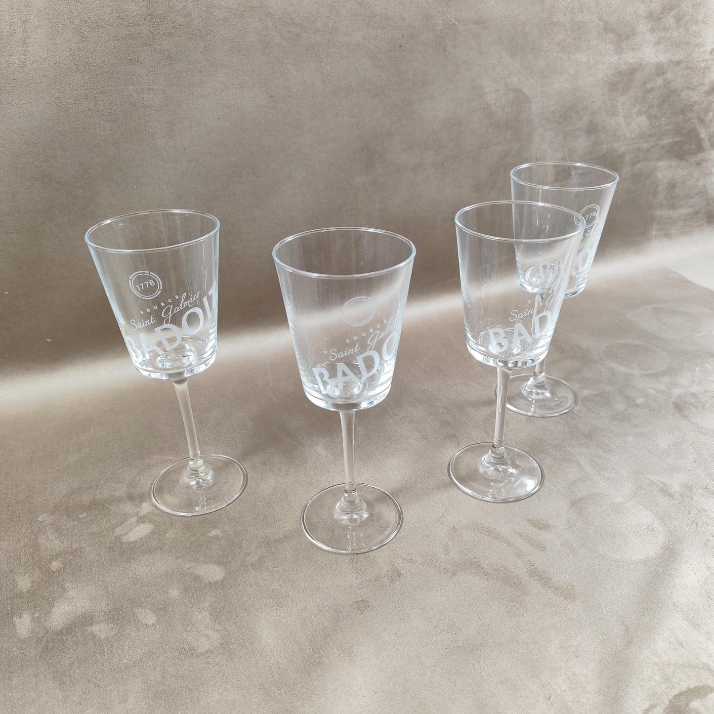 Lot de 4 verres Badoit eau gazeuse Made in France Vintage 1980