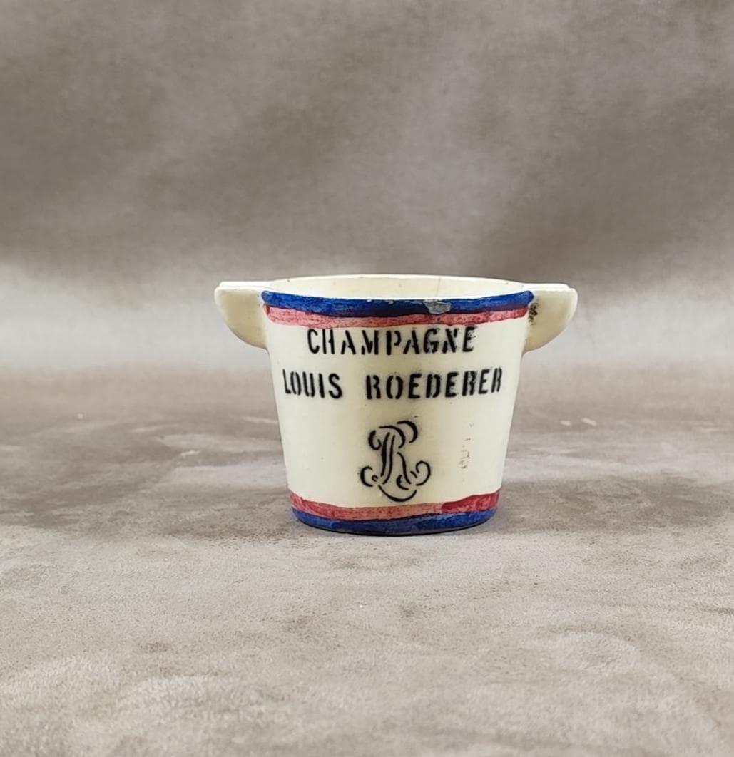 Cendrier Publicitaire Champagne Louis Roederer en forme de seau à champagne Made in France Vintage 1970