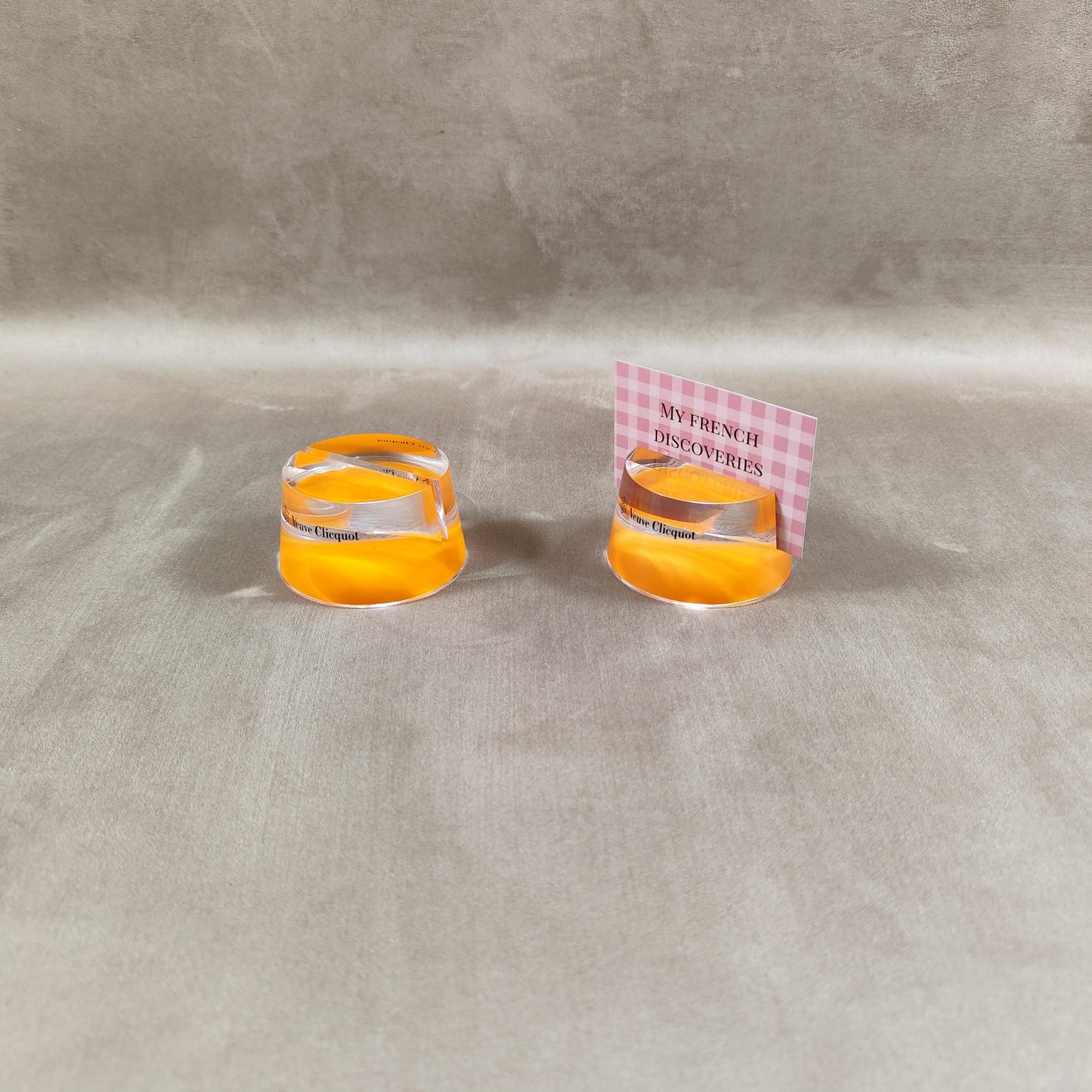 Lot de 2 porte menu/cartes Champagne Veuve Clicquot ligne Trendy Made in France Vintage 1990