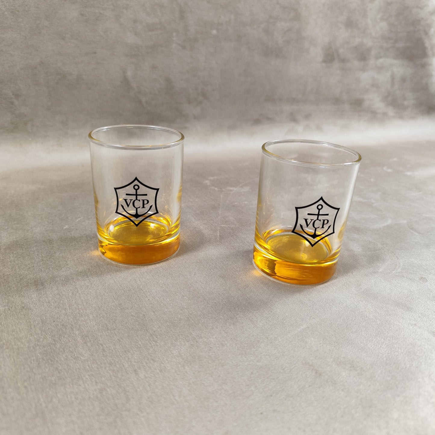 Lot de 2 Verres à eau Veuve Clicquot ligne trendy Made in France Vintage 1990