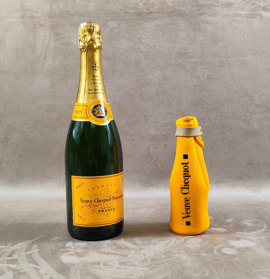 Etui isotherme pour quart bouteille de Champagne Veuve Clicquot Made in France Vintage 1990