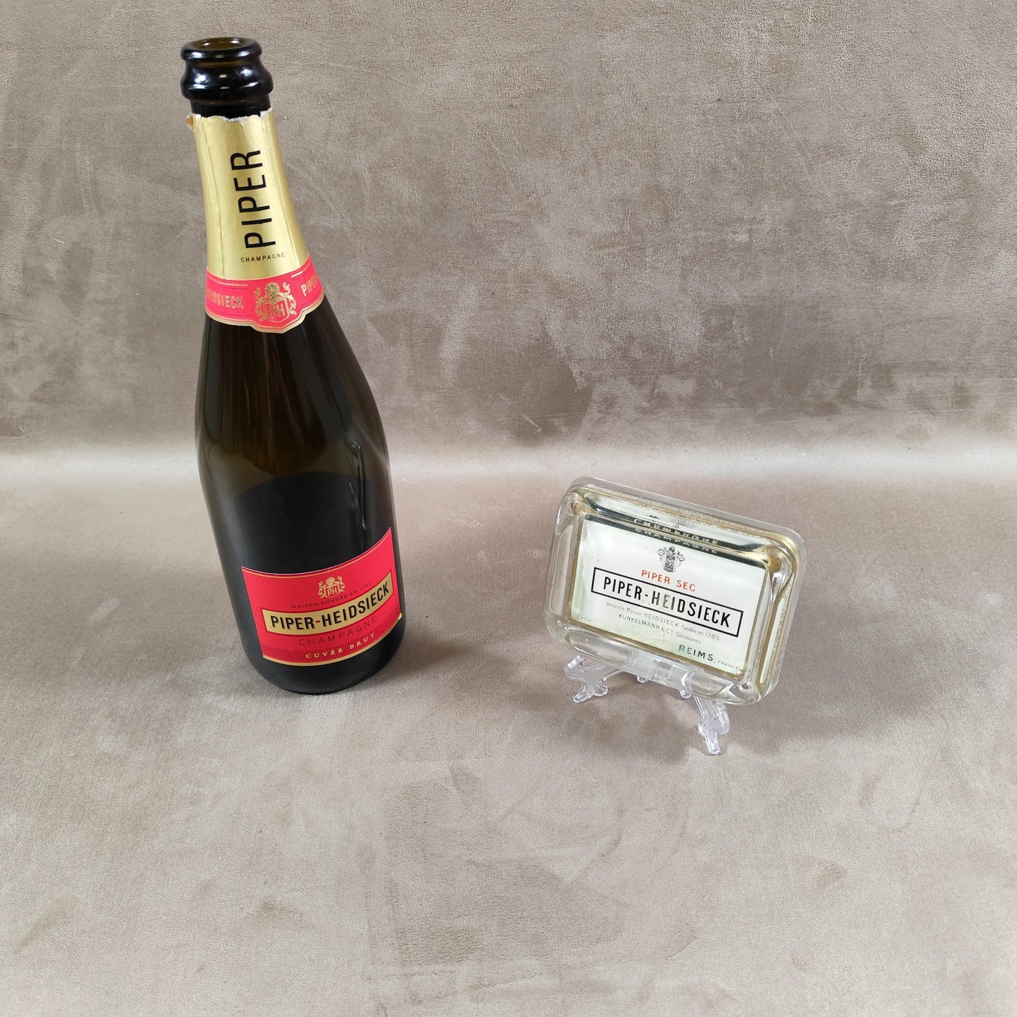 Cendrier publicitaire Champagne Piper-Heidsieck en verre Made in France Vintage 1950