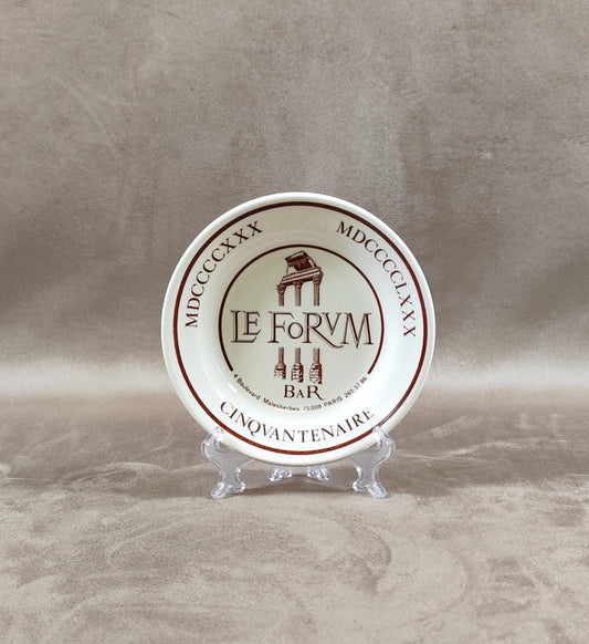 Cendrier Publicitaire Le Forum Forvm Cinquantenaire en faience Made in France Vintage 1980