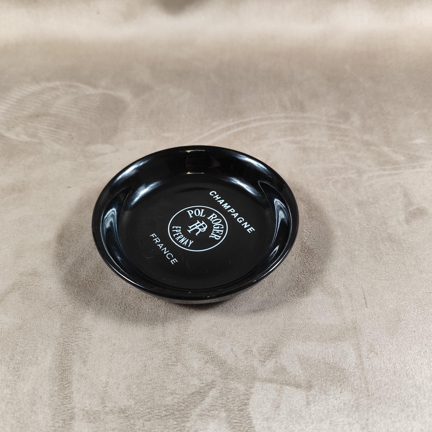 Cendrier Champagne Pol Roger en porcelaine noire Made in France Vintage 1980
