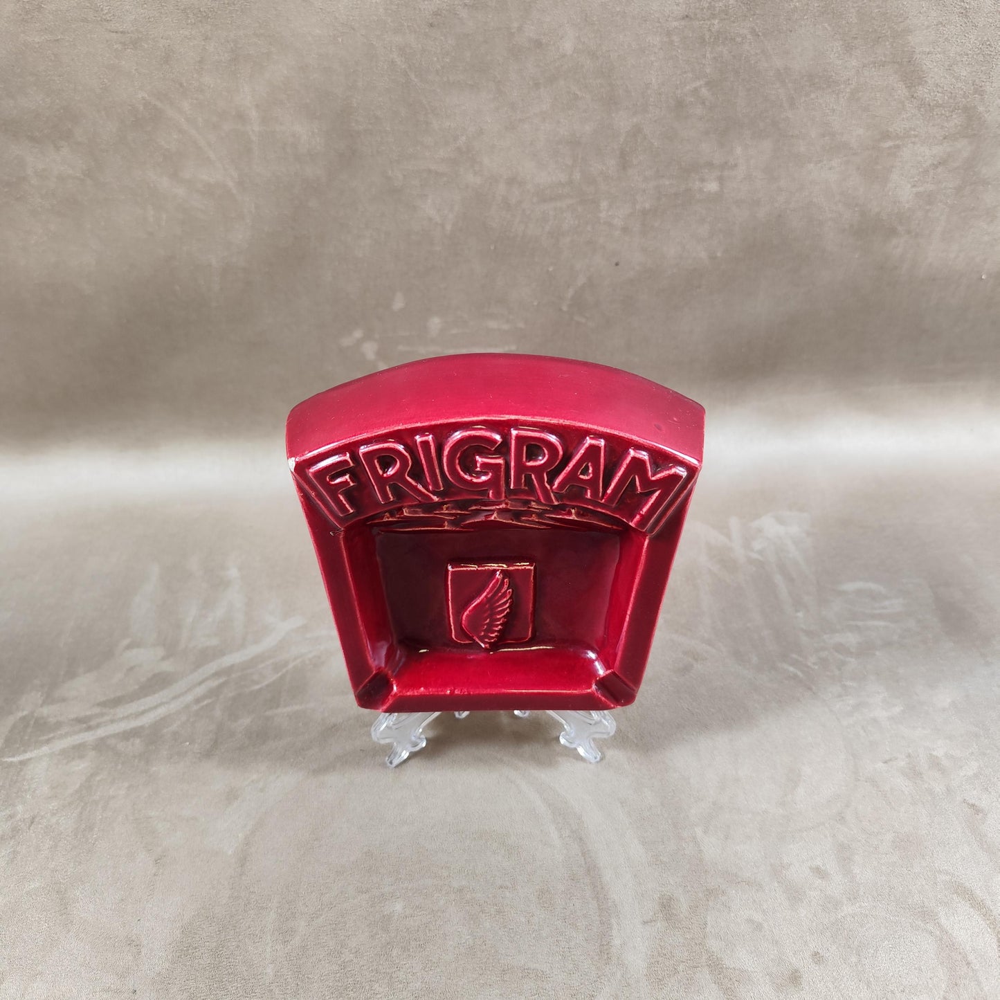 Cendrier Publicitaire Frigram en faience Made in France Vintage 1970
