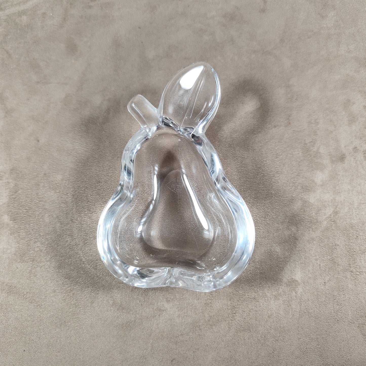 Cendrier en forme de poire en cristal par Art Vannes Made in France Vintage 1970