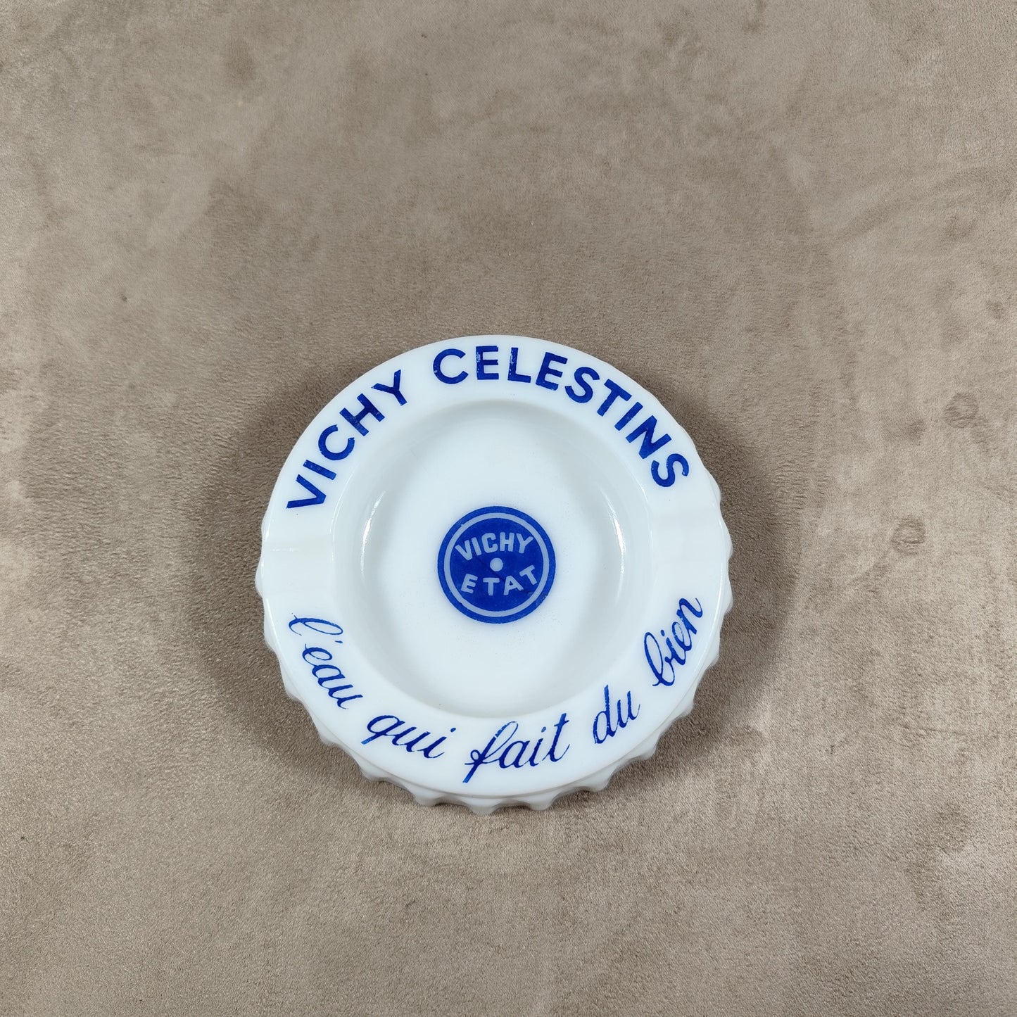 Cendrier Publicitaire Vichy Celestins en verre Made in France Vintage 1980