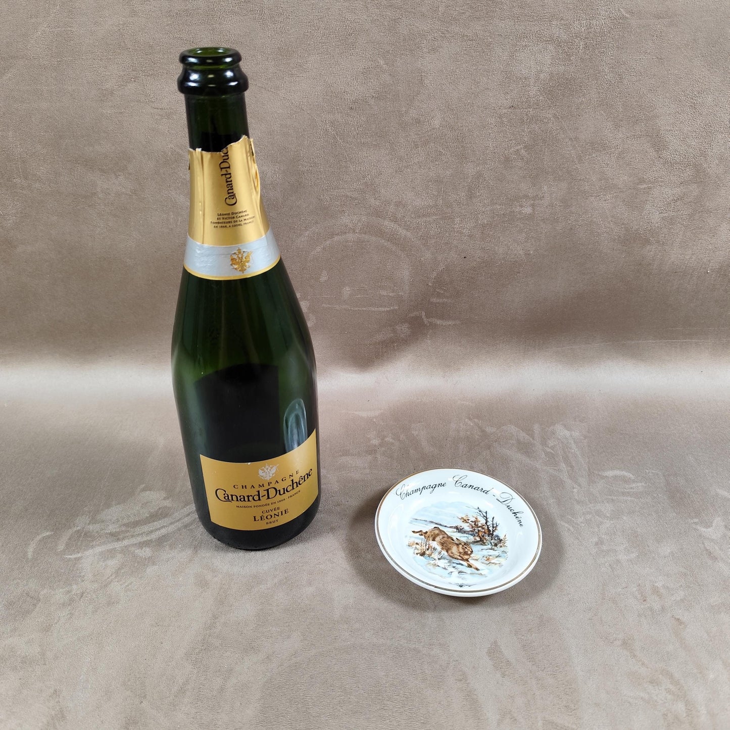 Cendrier publicitaire Champagne Canard Duchene en faience Made in France Vintage 1970