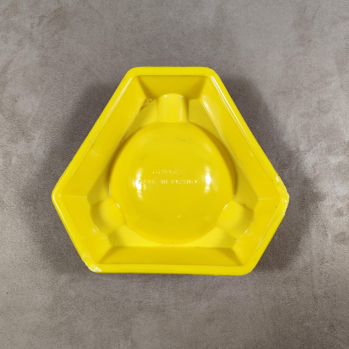 Cendrier de bar triangulaire publicitaire RICARD en verre jaune Made in France Vintage 1960
