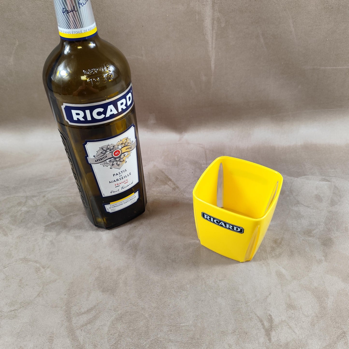 Pot à crayon RICARD en plastique Made in France Vintage 1980