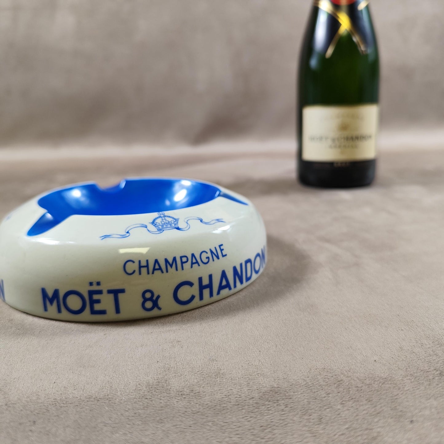 RARE Cendrier Champagne Moet & Chandon en faience par Keller et Guerin lunéville Made in France Vintage 1950