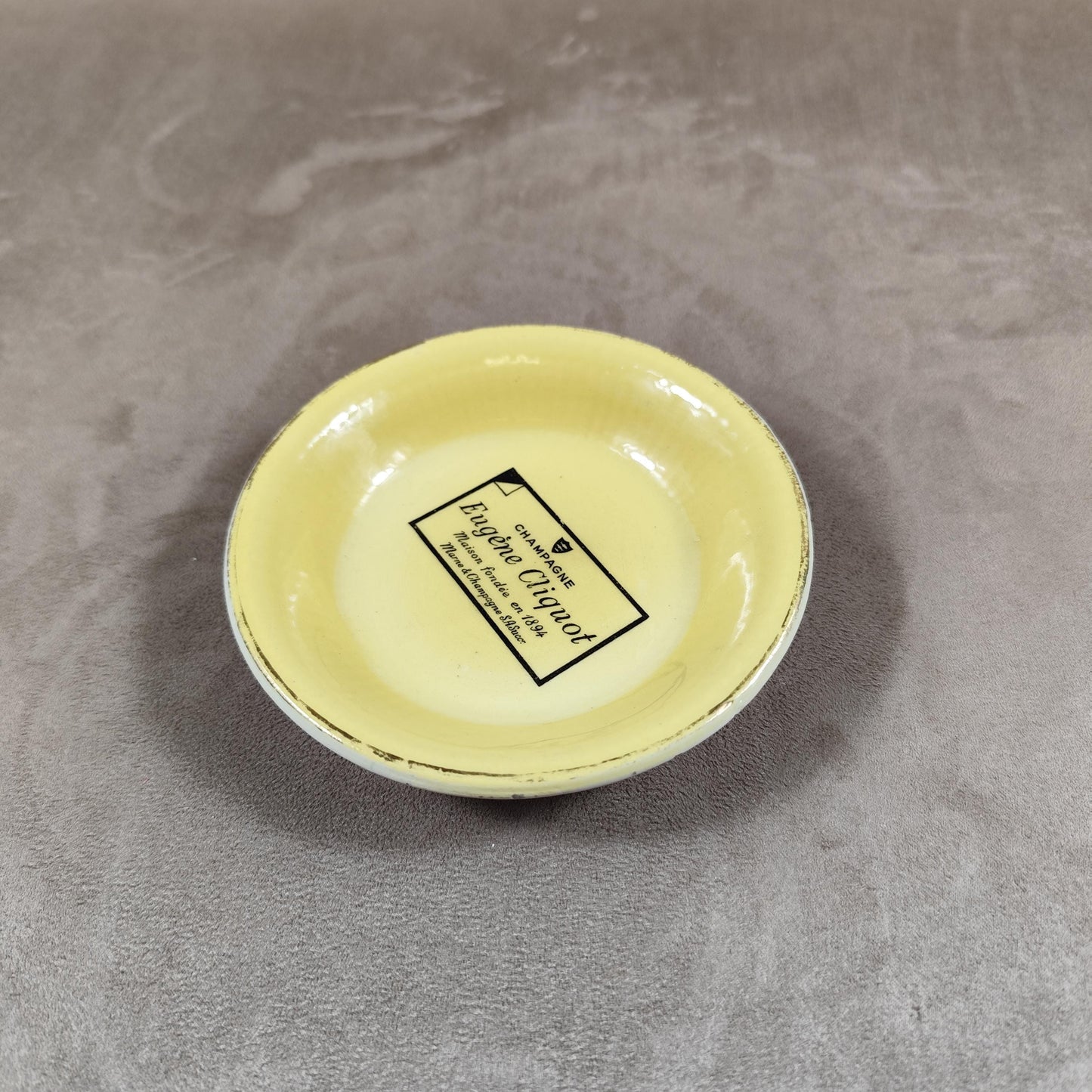 Cendrier Publicitaire Champagne Eugène Cliquot en faience par Orchies Made in France Vintage 1970
