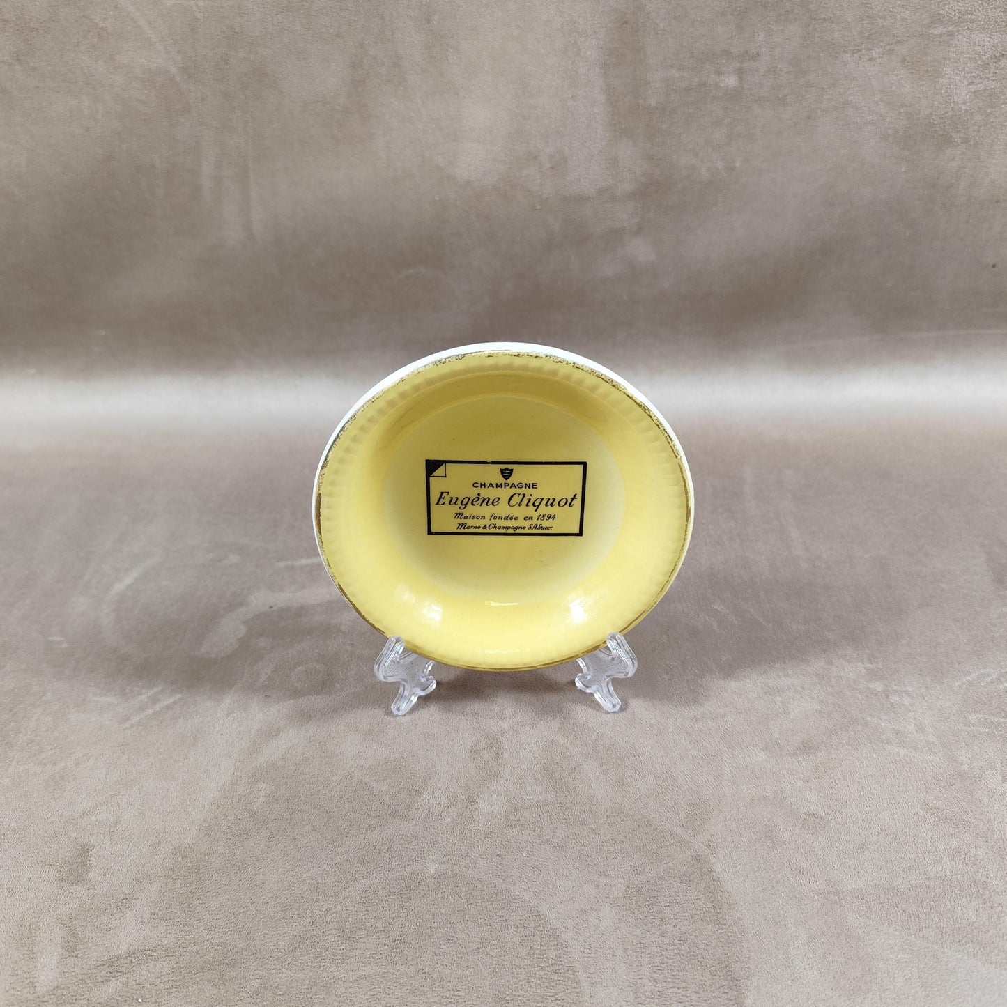 Cendrier Publicitaire Champagne Eugène Cliquot en faience par Orchies Made in France Vintage 1970