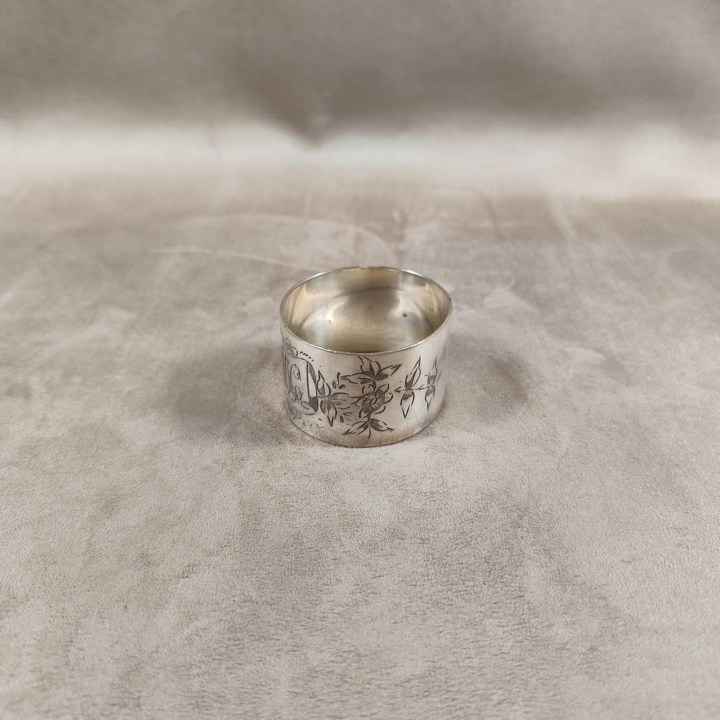 Rond de Serviette en Métal Argenté Poinçon d'orfèvre Cailar Bayard Made in France Vintage 1900