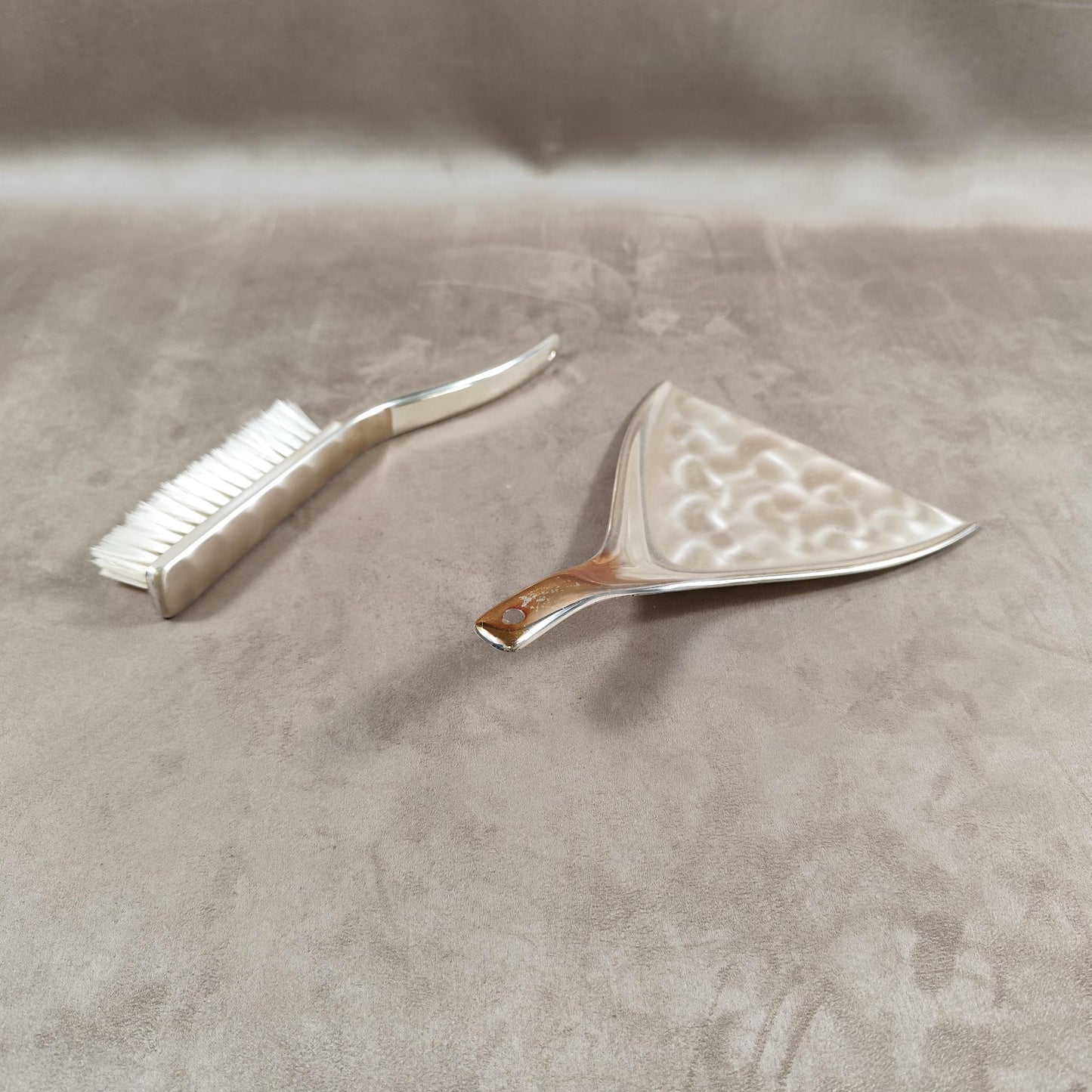 Ramasse-miette Christofle en métal argenté Made in Germany Vintage 1980