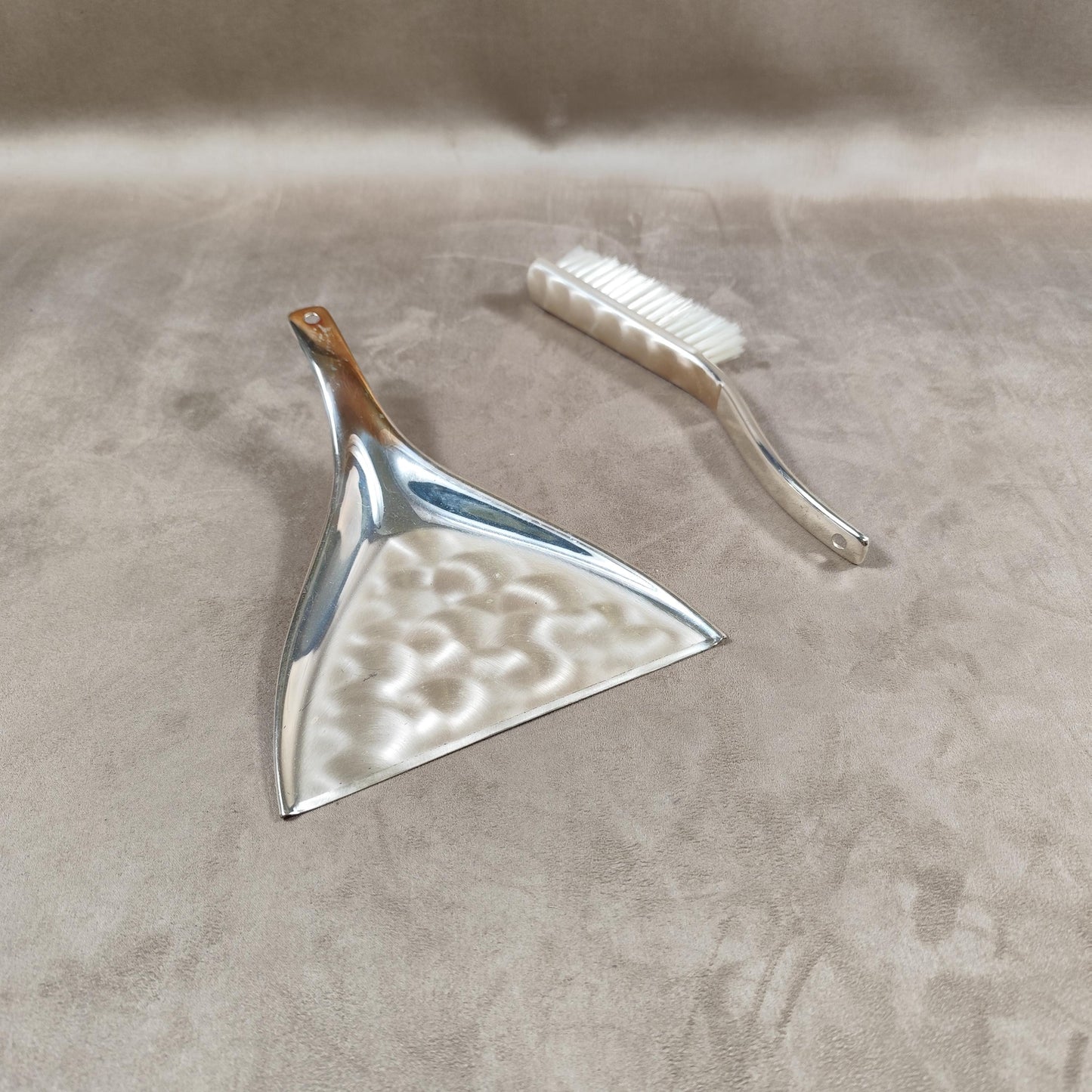 Ramasse-miette Christofle en métal argenté Made in Germany Vintage 1980