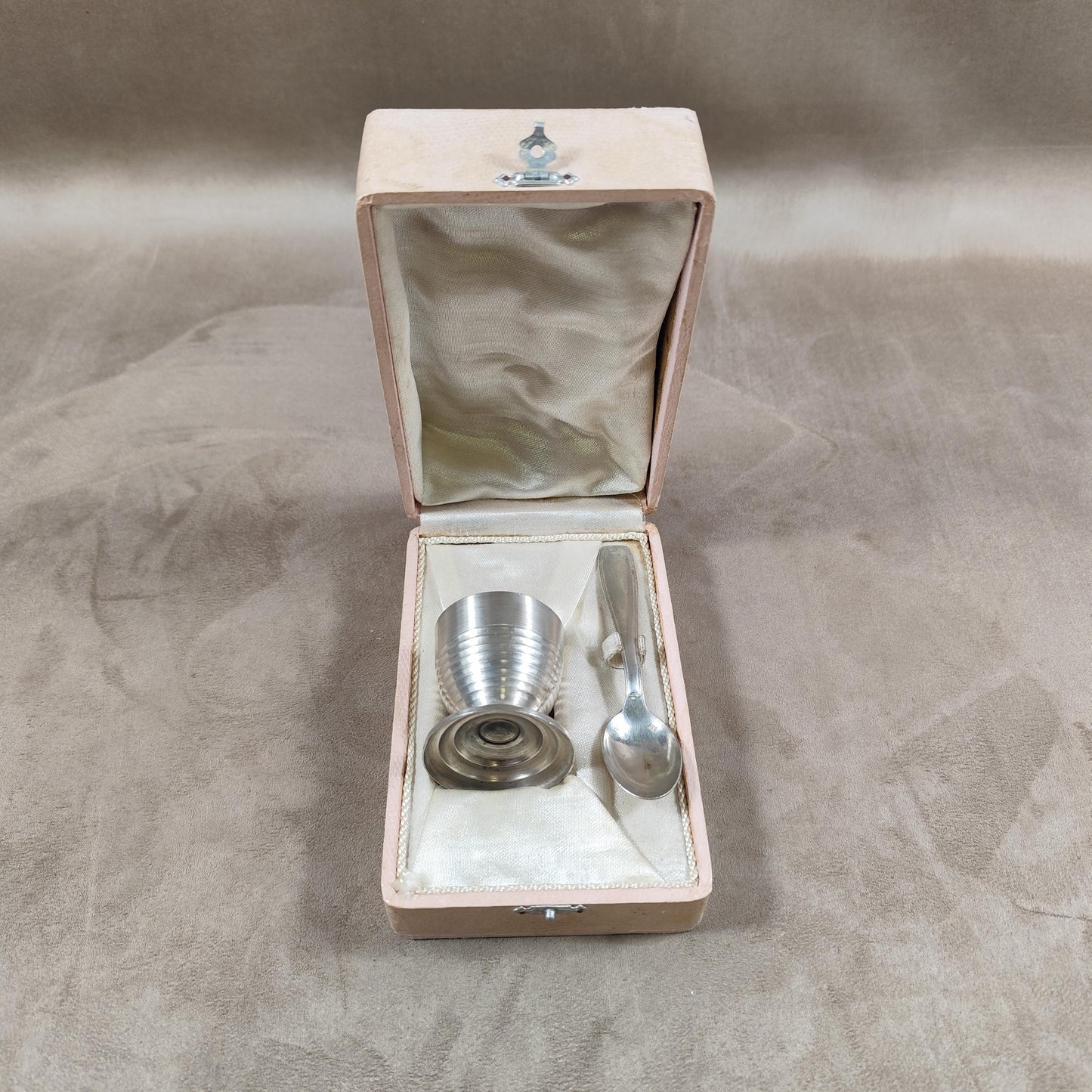 Ecrin coquetier et cuillère métal argenté Poinçon d'orfèvre Made in France Vintage 1900