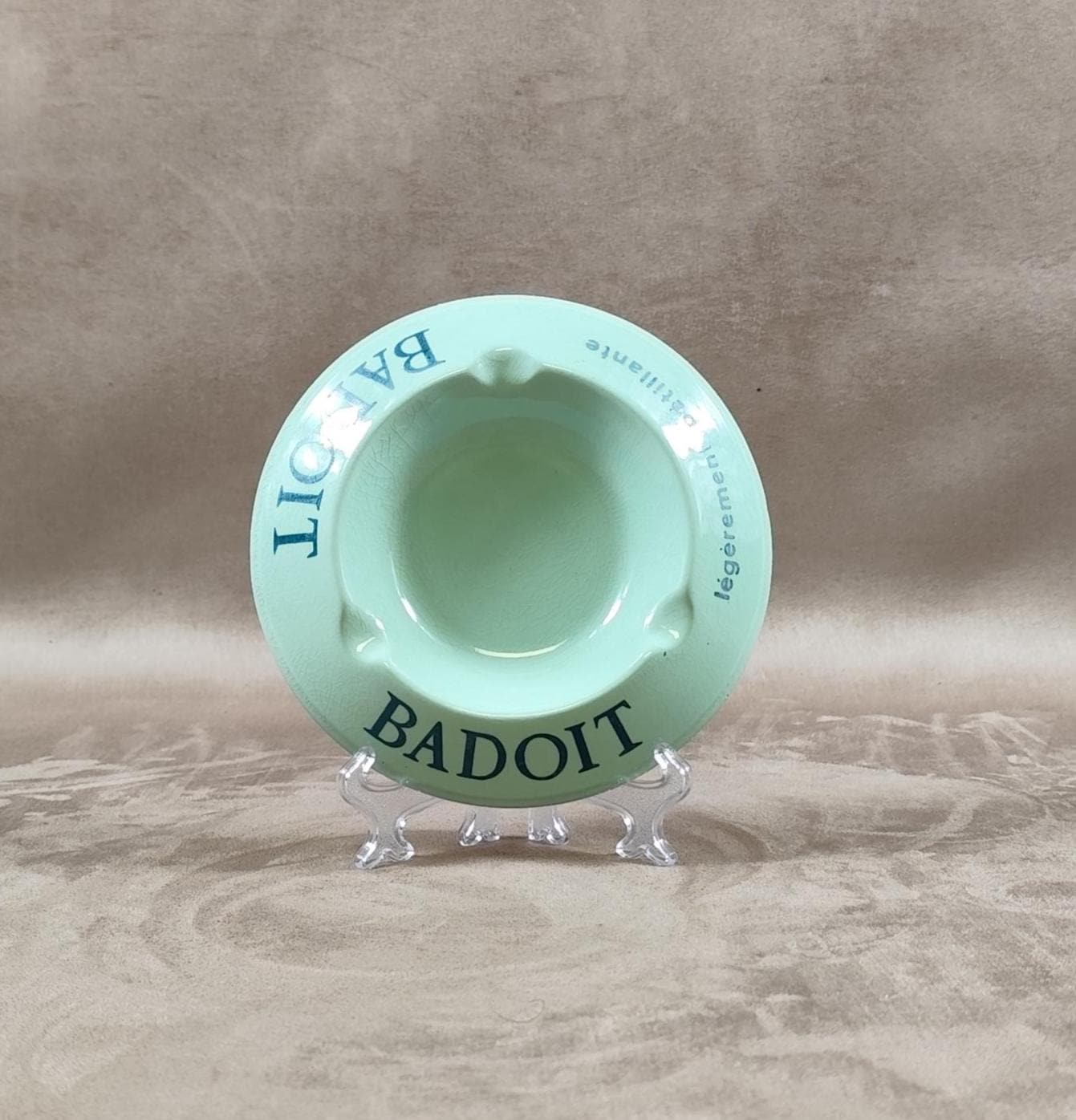Cendrier Badoit en faience vert Made in France Vintage 1960