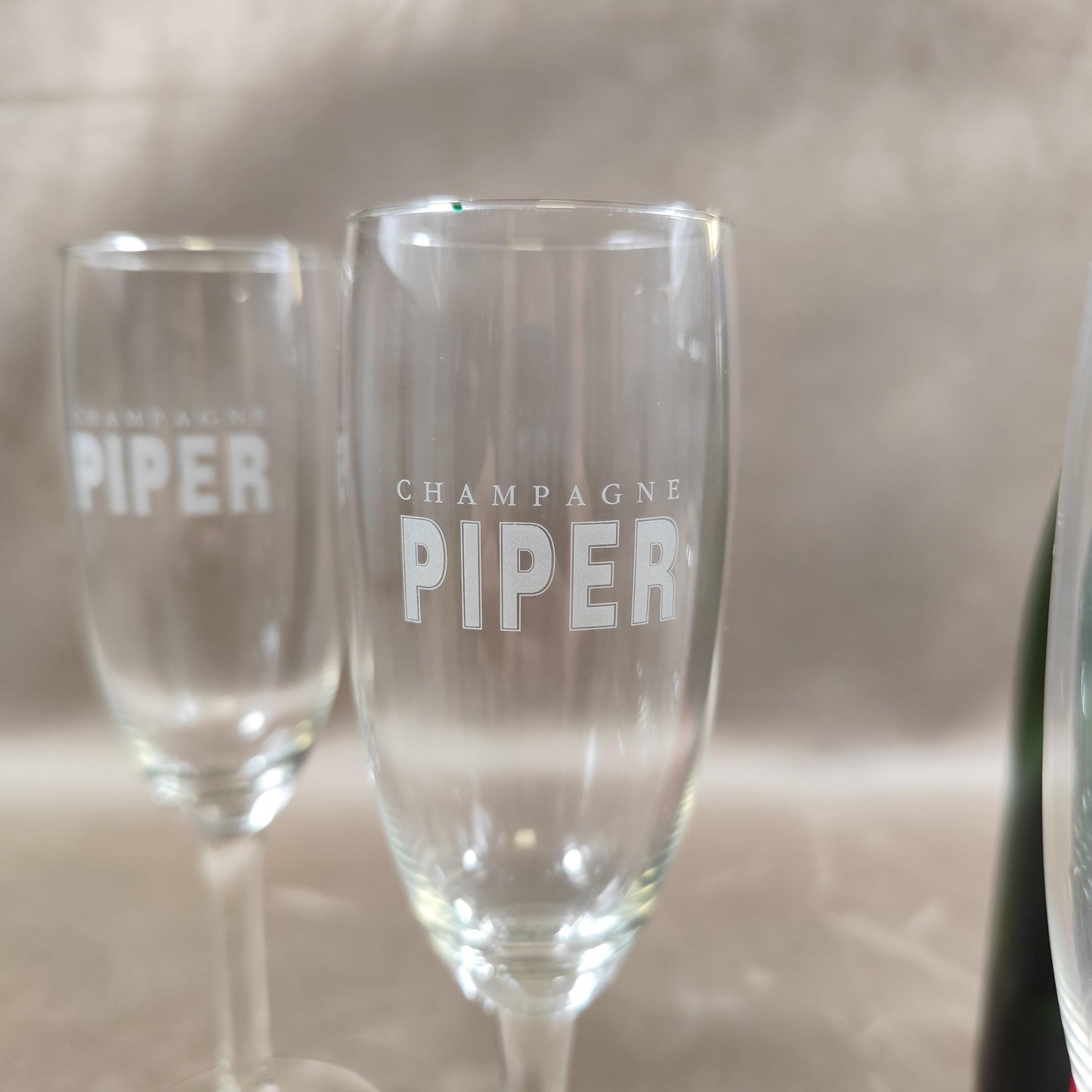Lot de 6 flûtes à Champagne en verre Piper-Heidsieck Made in France Vintage 1970